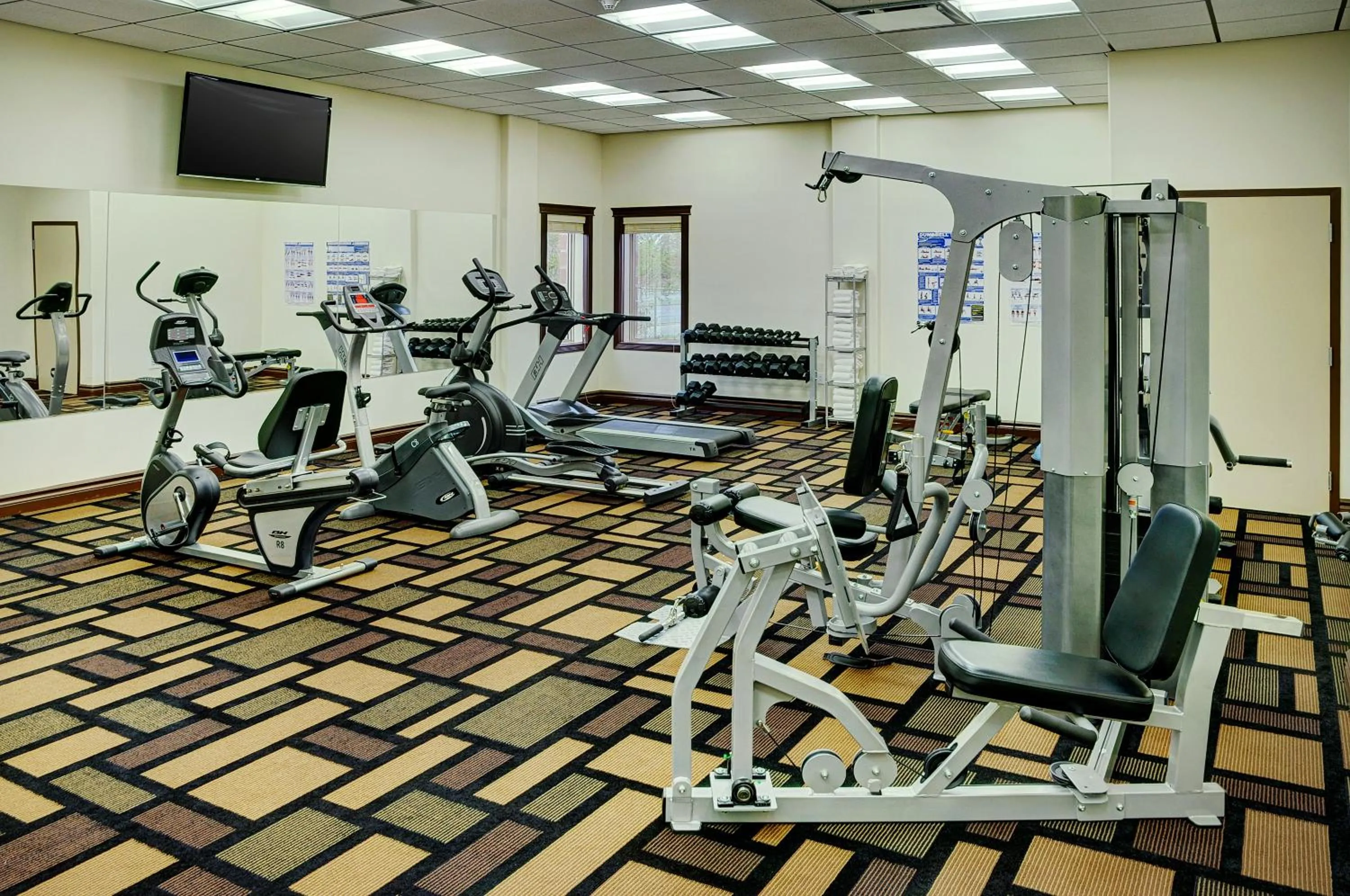 Fitness centre/facilities in Chateau Nova Yellowhead