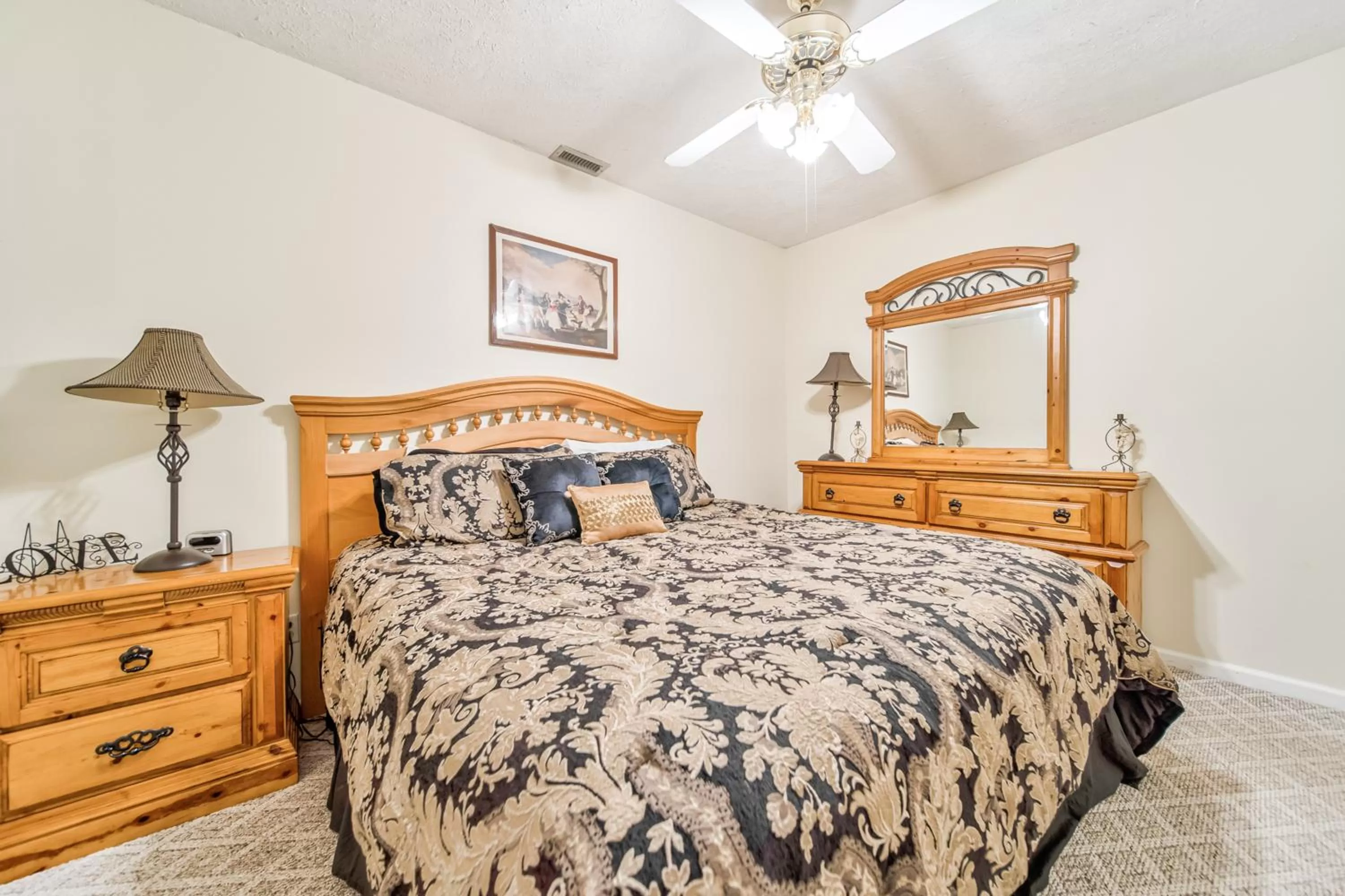 Bed in Cool River Condo II