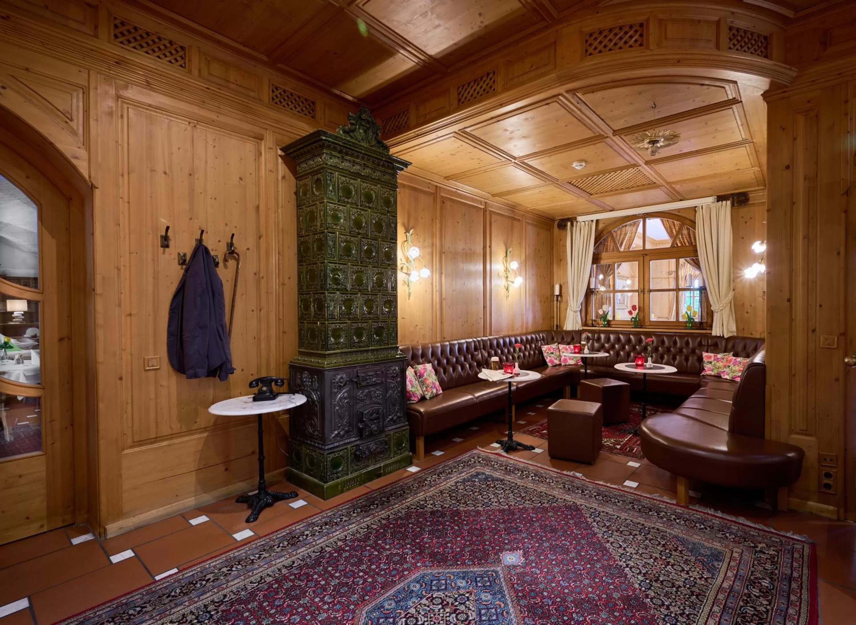 Lounge or bar in Hotel Lechnerhof Unterföhring