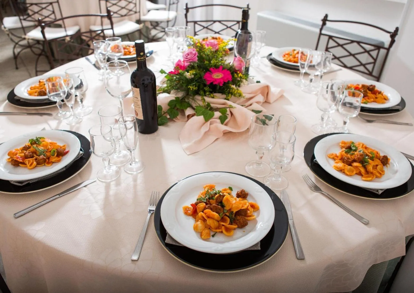 Food in Hotel Ramapendula