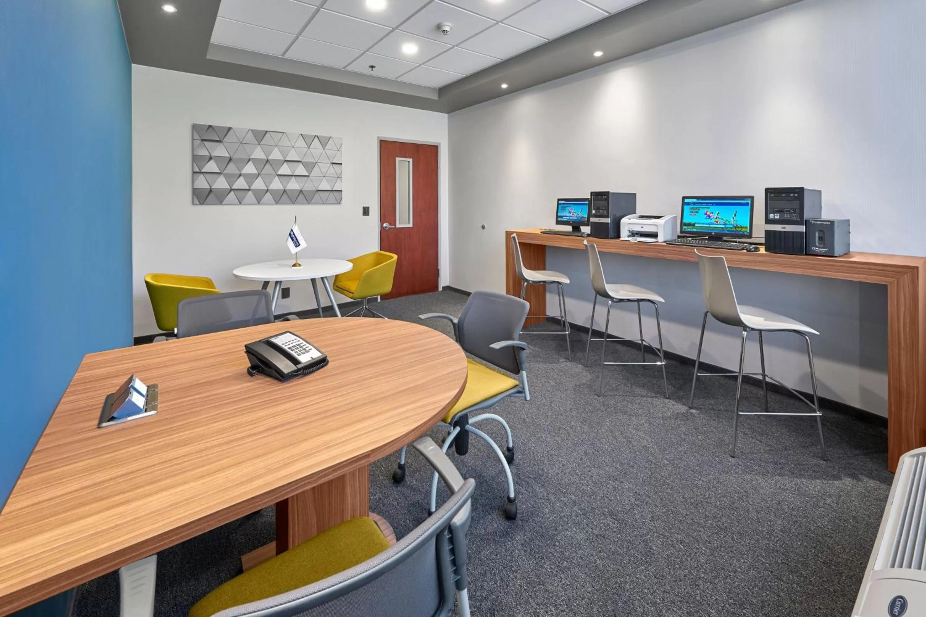 Living room in City Express by Marriott Monterrey Santa Catarina