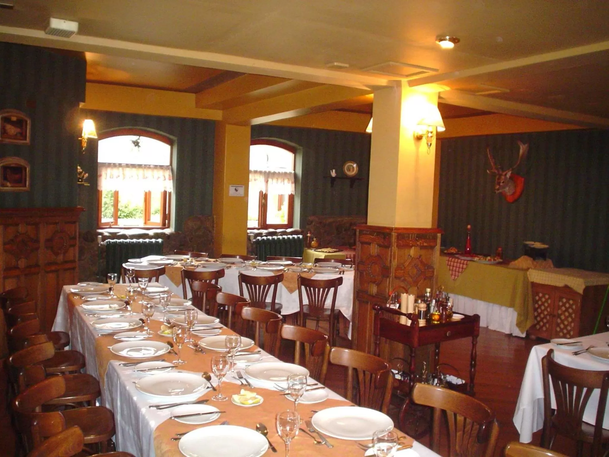 Restaurant/places to eat in Hotel Isla Rey Jorge