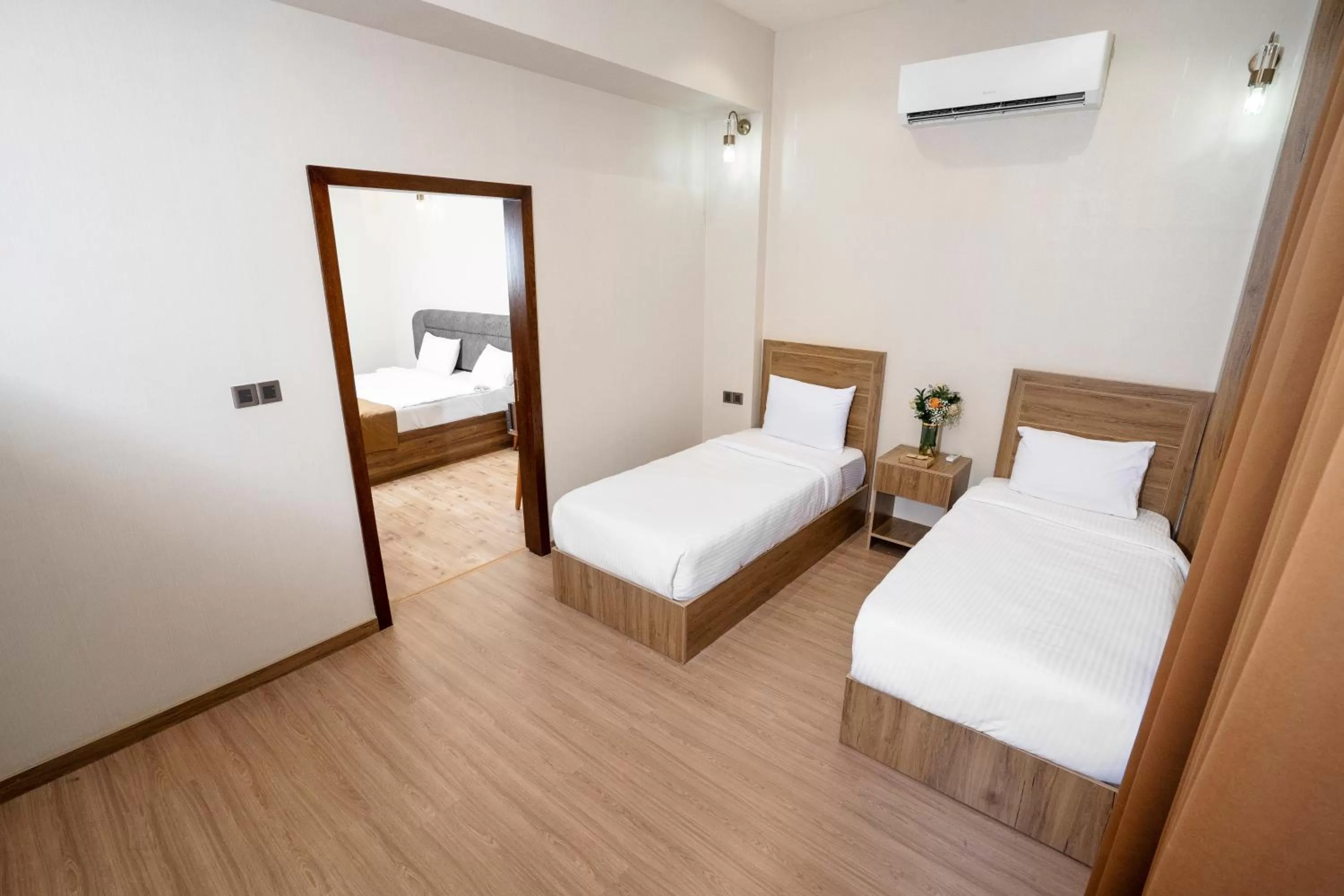 Bedroom, Bed in Al Yarmouk International Hotel