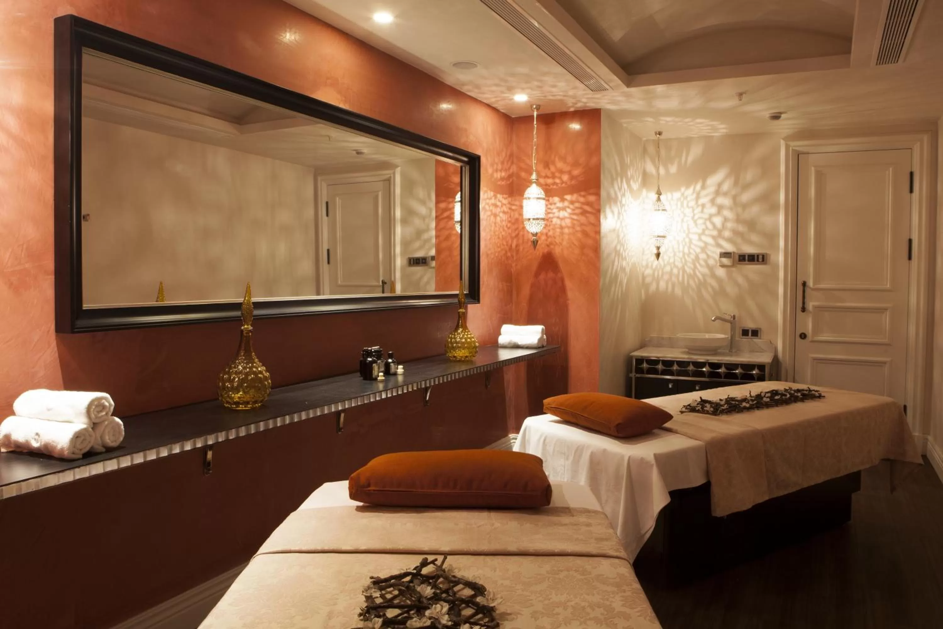 Spa and wellness centre/facilities in The Bank Hotel Istanbul, a Member of Design Hotels