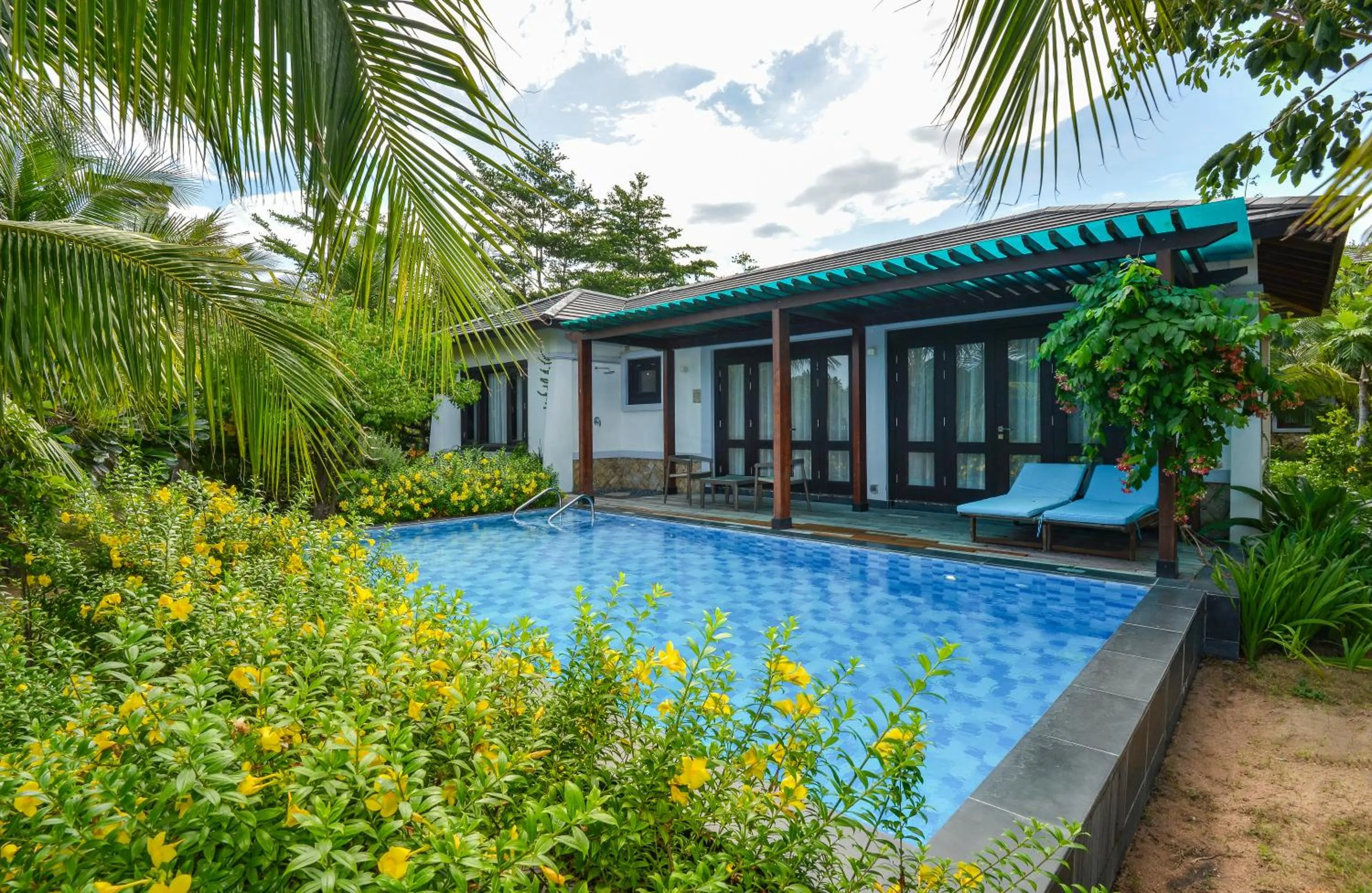 Two-Bedroom Villa with Private Pool in Duyen Ha Resort Cam Ranh