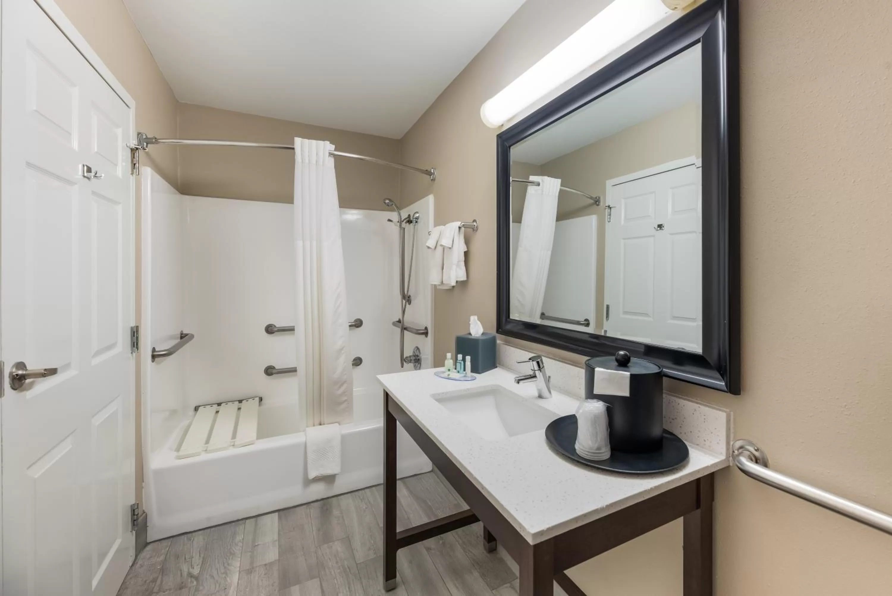 Bathroom in Quality Inn Sonora TX