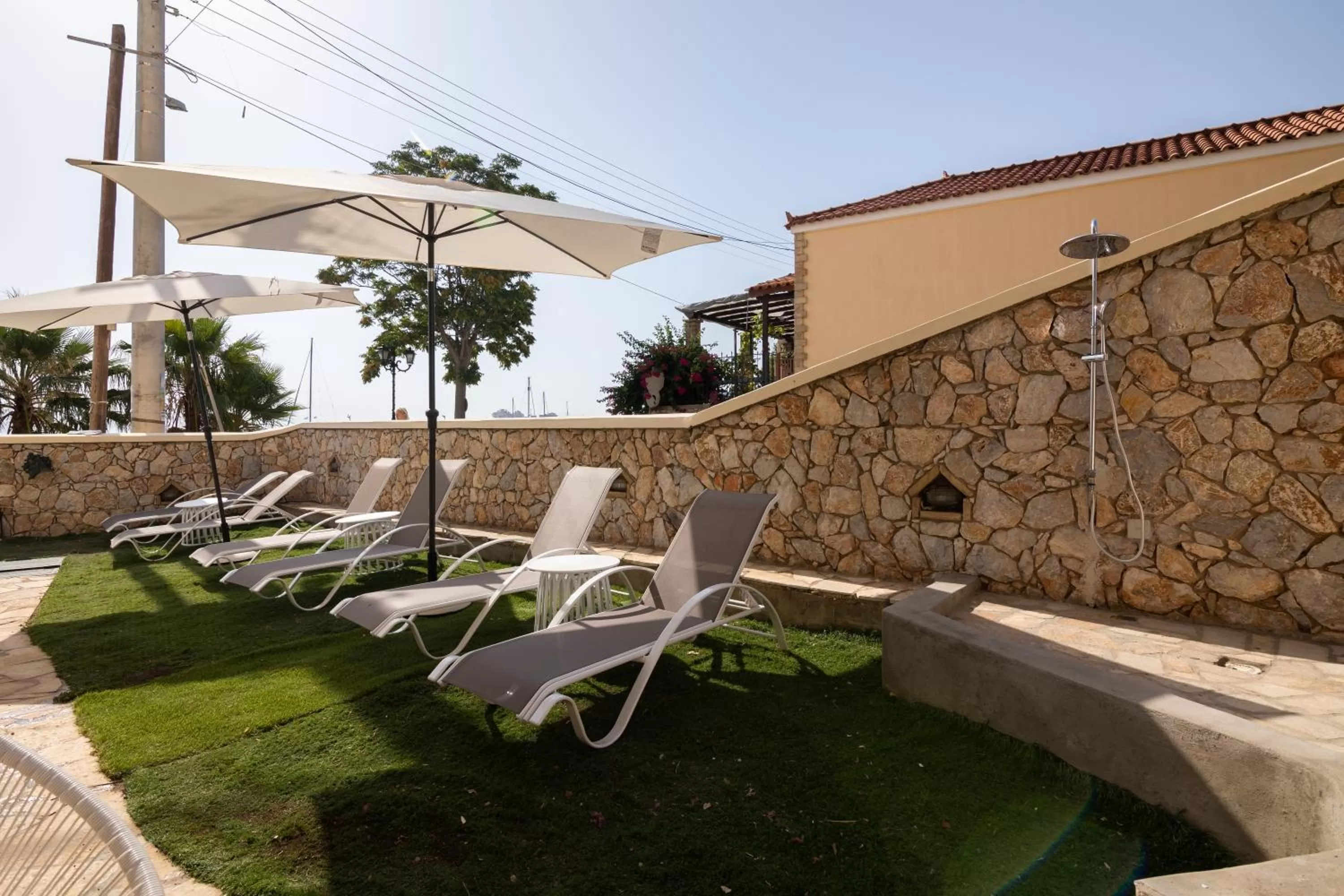 Votsalakia Hotel & Luxury Apartments