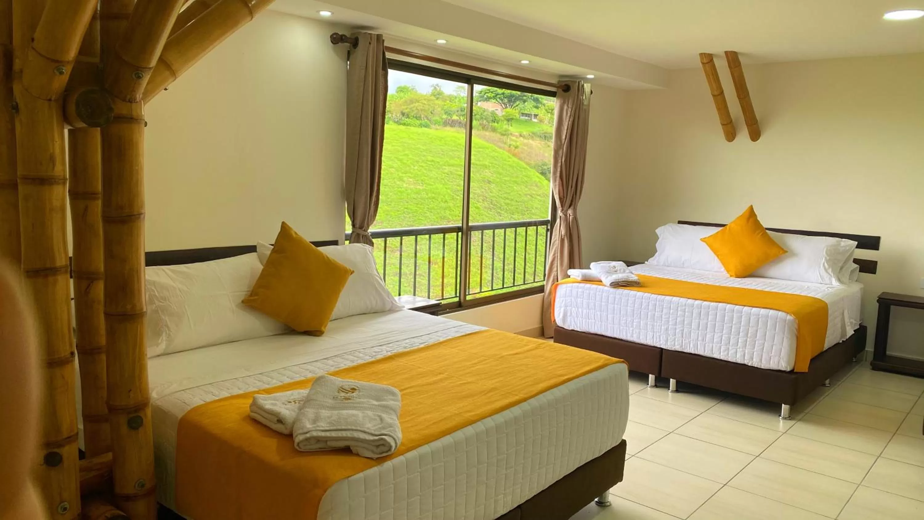 Bedroom, Bed in La Victoria Hotel Campestre