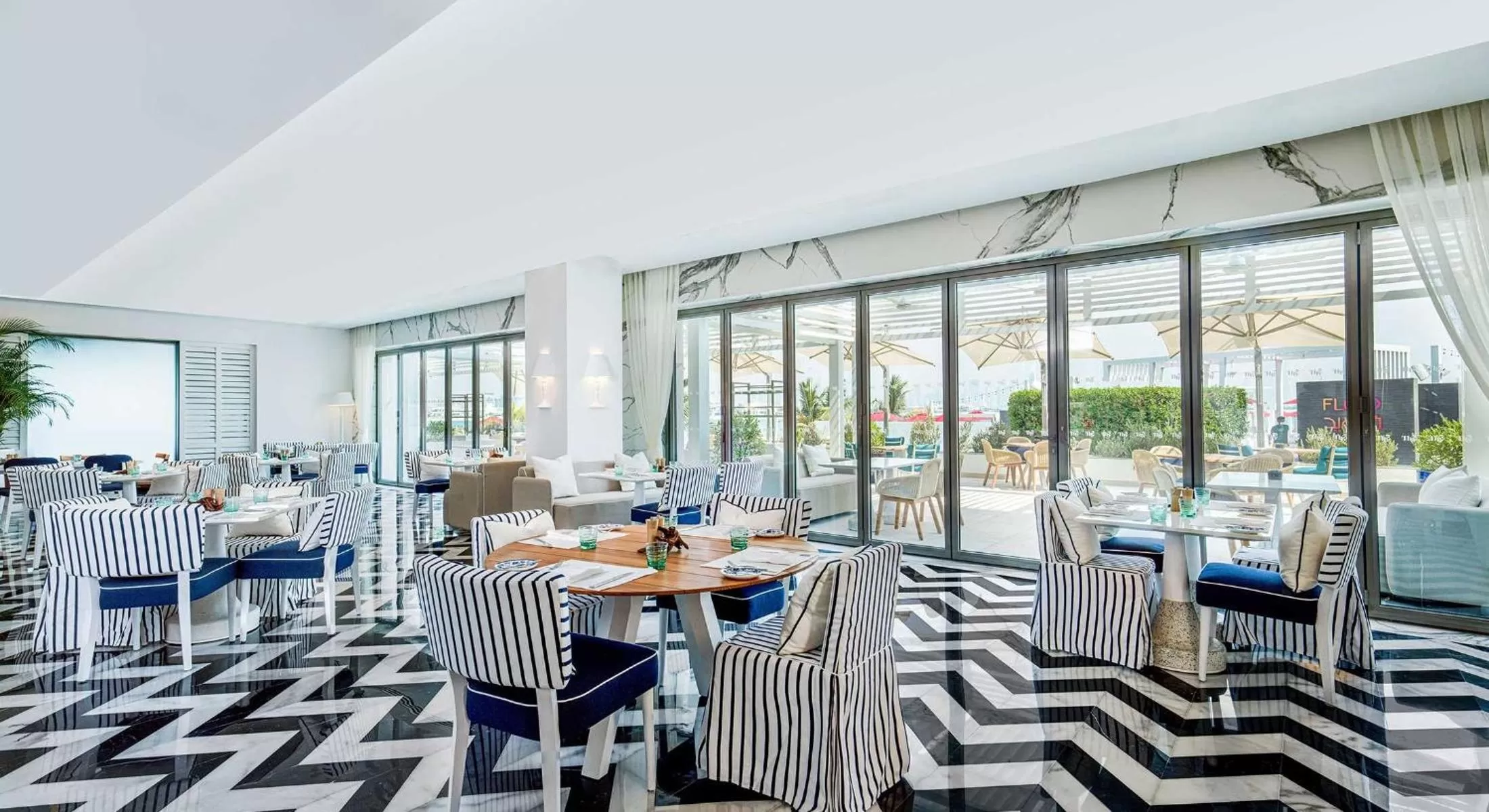 Restaurant/places to eat in Th8 Palm Dubai Beach Resort Vignette Collection, an IHG hotel
