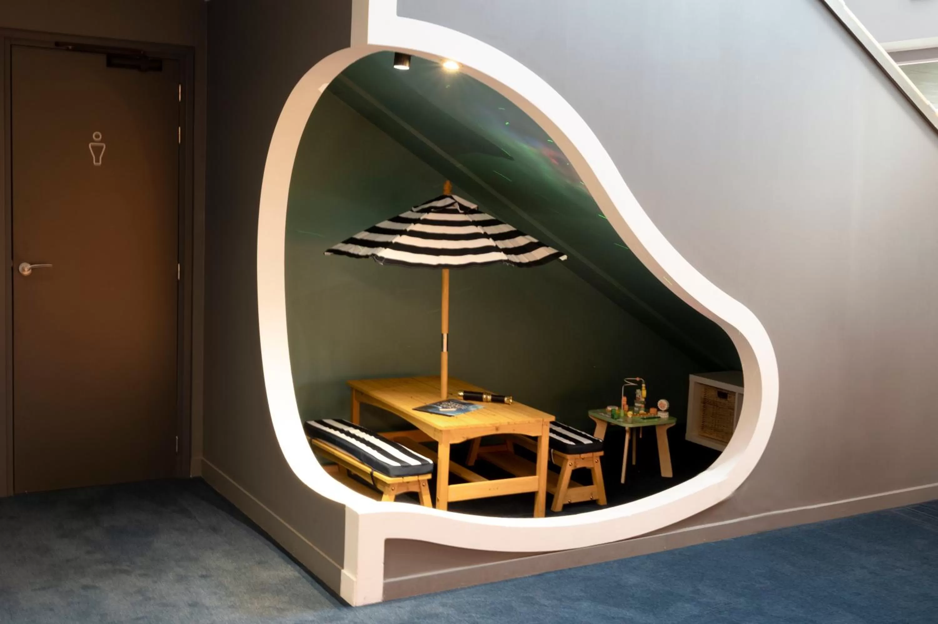 Children play ground in Novotel Lens Noyelles