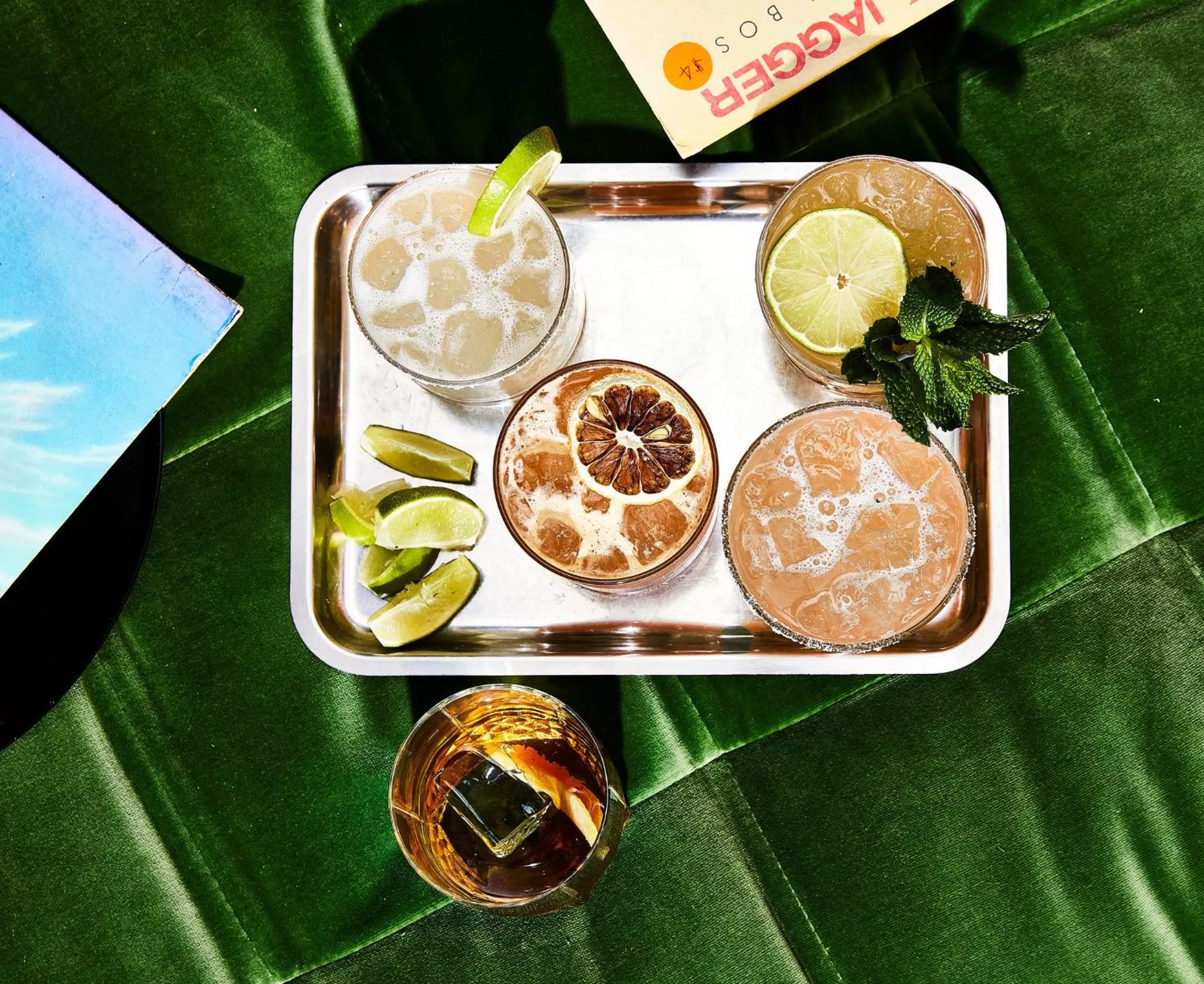 Photo of the whole room in Kimpton Sawyer Hotel by IHG