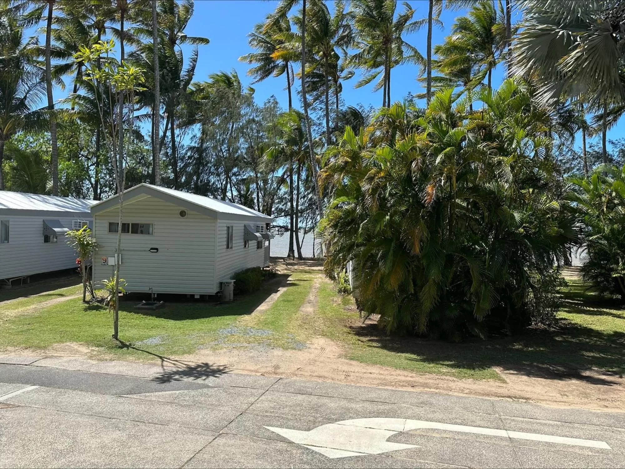 Day in Ellis Beach Oceanfront Holiday Park