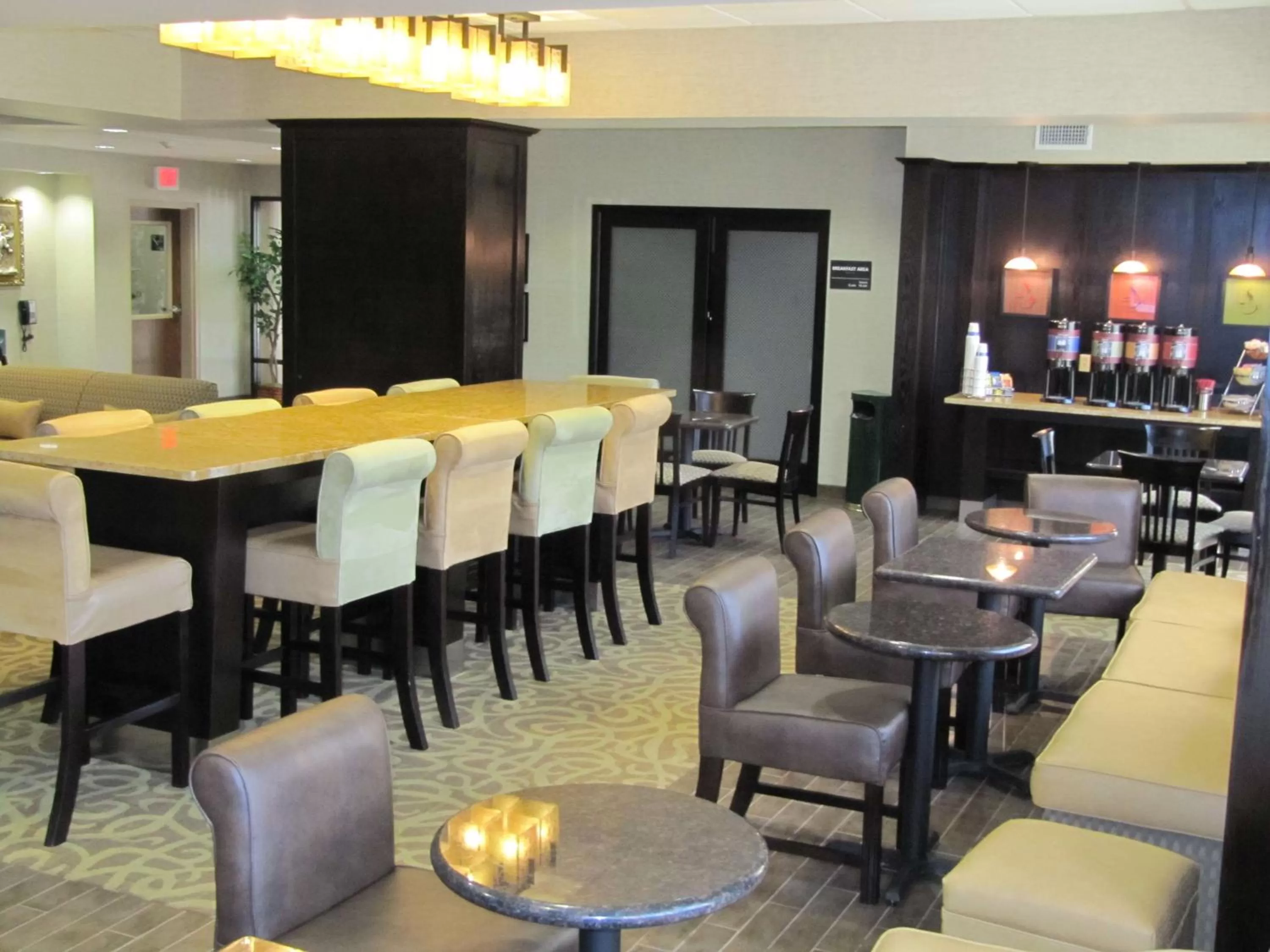 Lobby or reception in Hampton Inn Lindale/Tyler