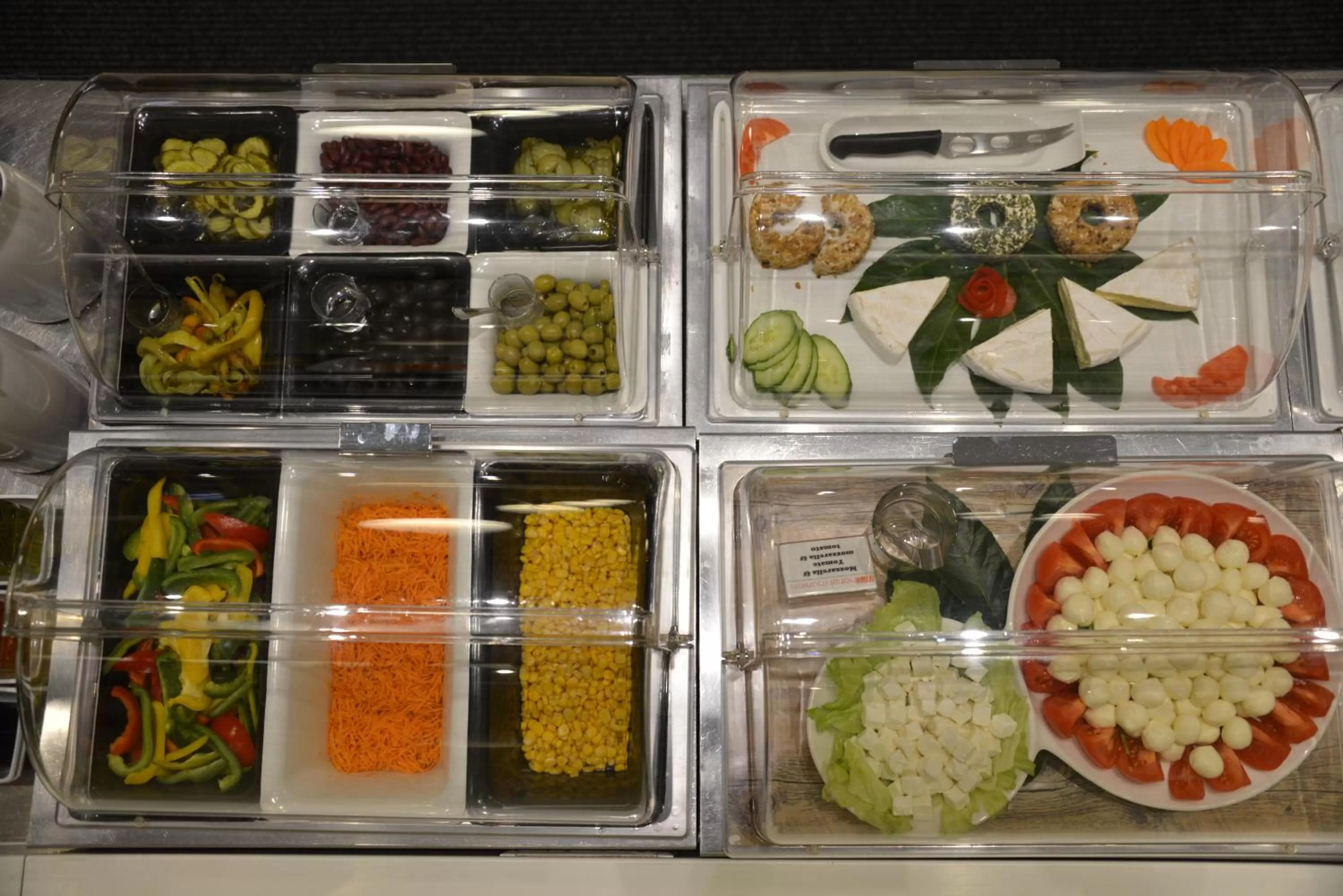 Buffet breakfast in Arthotel Munich