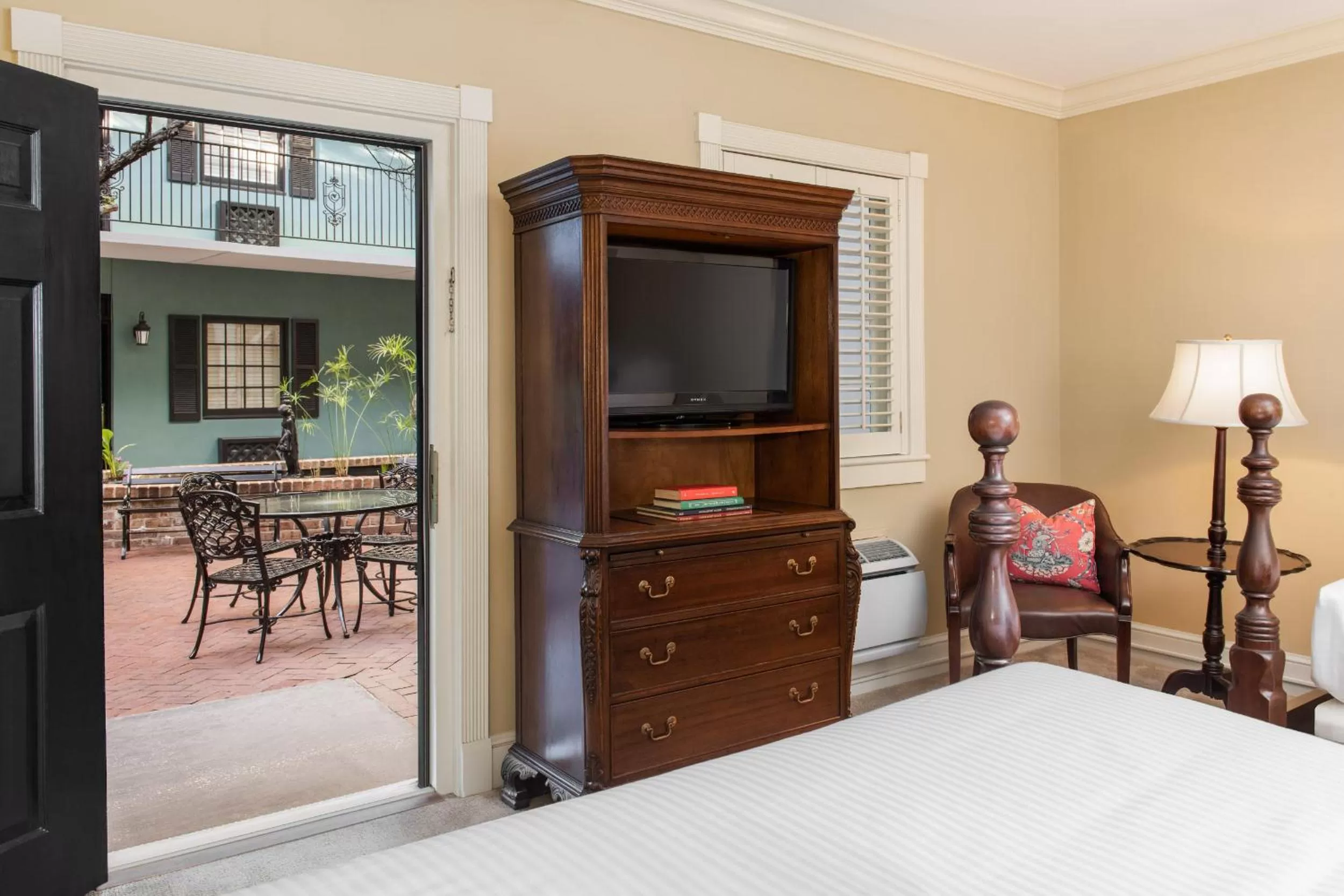 View (from property/room), Bed in Indigo Inn