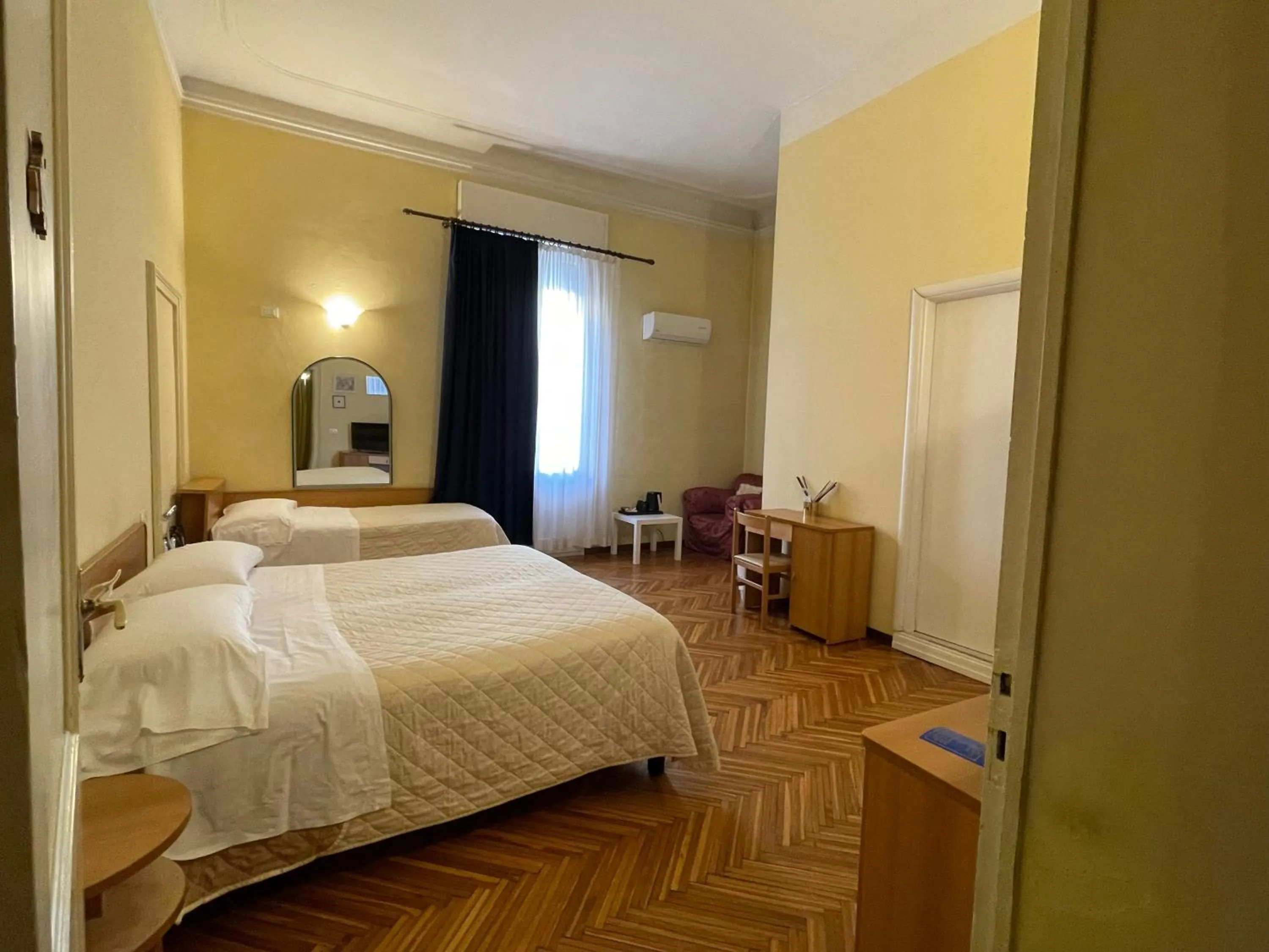 Photo of the whole room, Bed in Hotel Panorama Bologna Centro