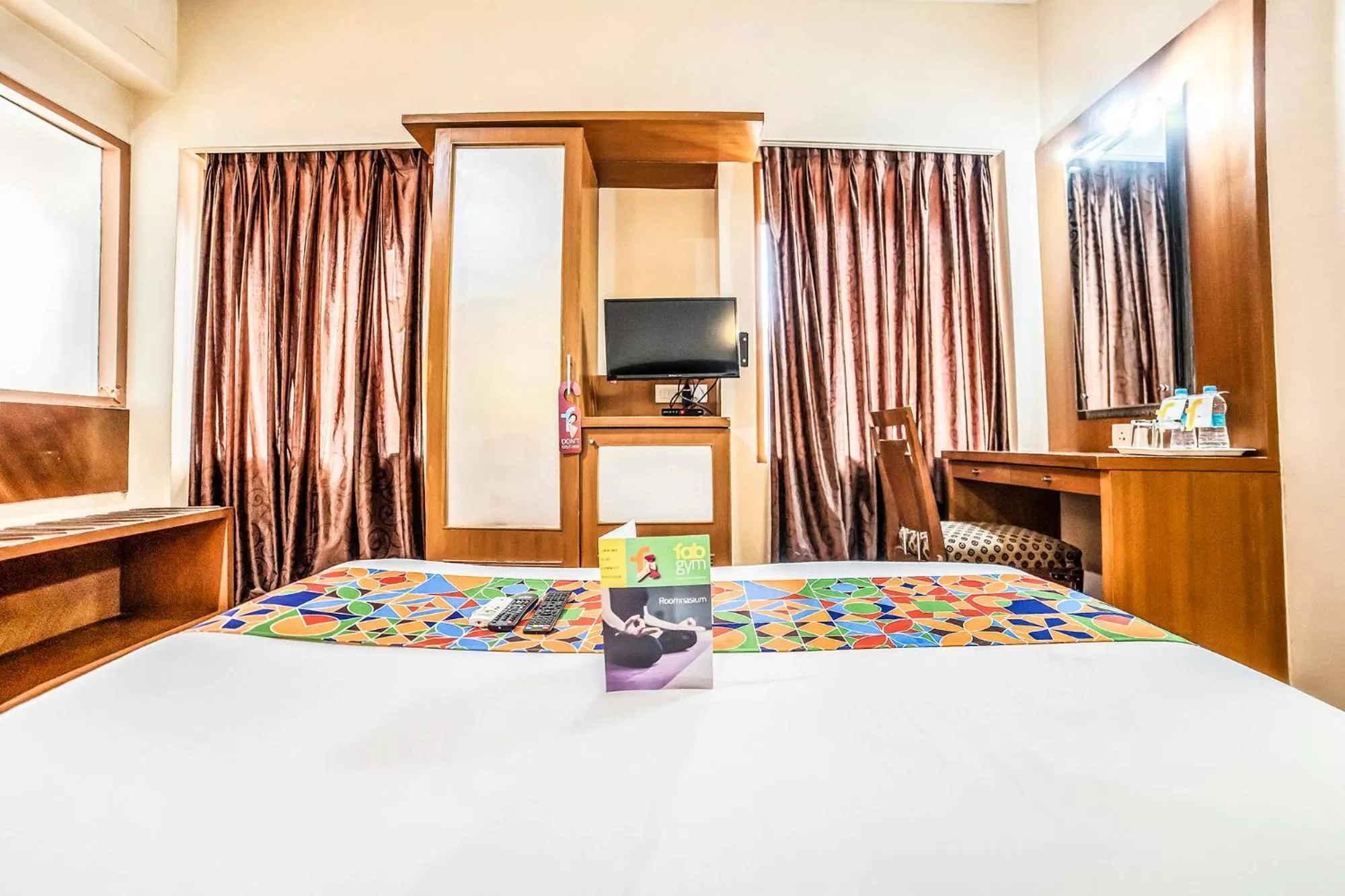 TV and multimedia, Bed in Rapid Lakme Executive Hotel