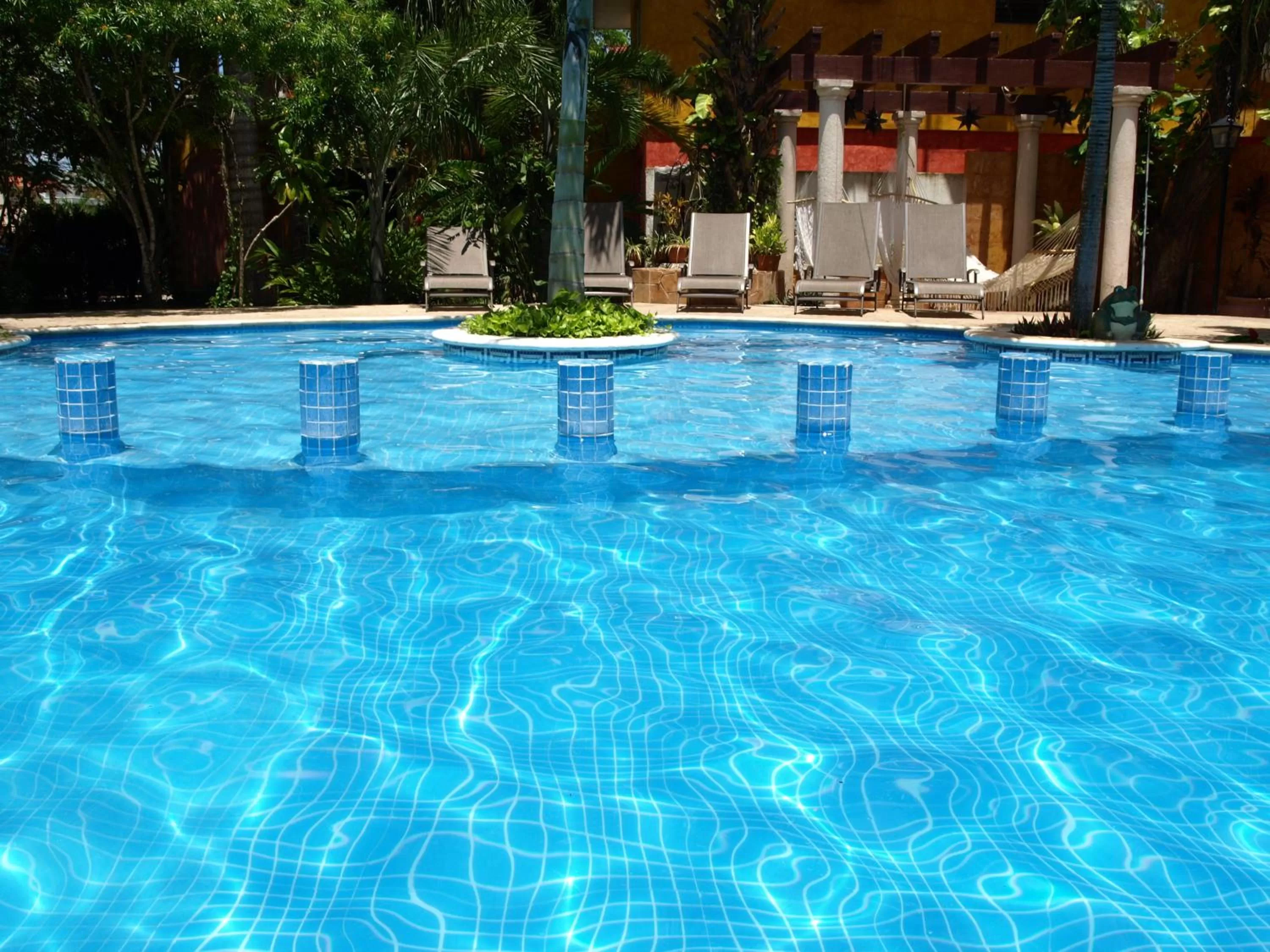 Swimming pool in Ecotel Quinta Regia