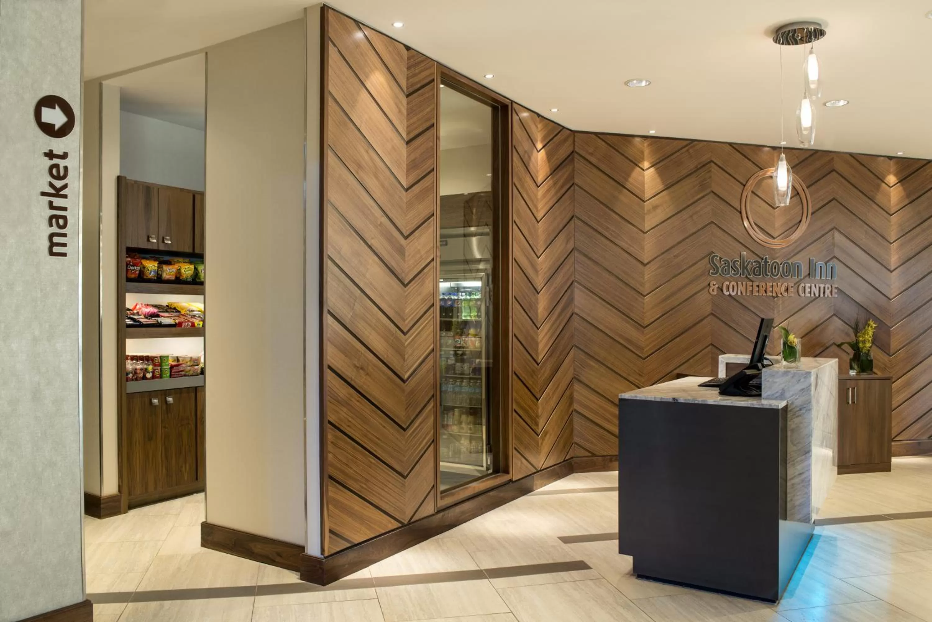 On-site shops in Saskatoon Inn & Conference Centre