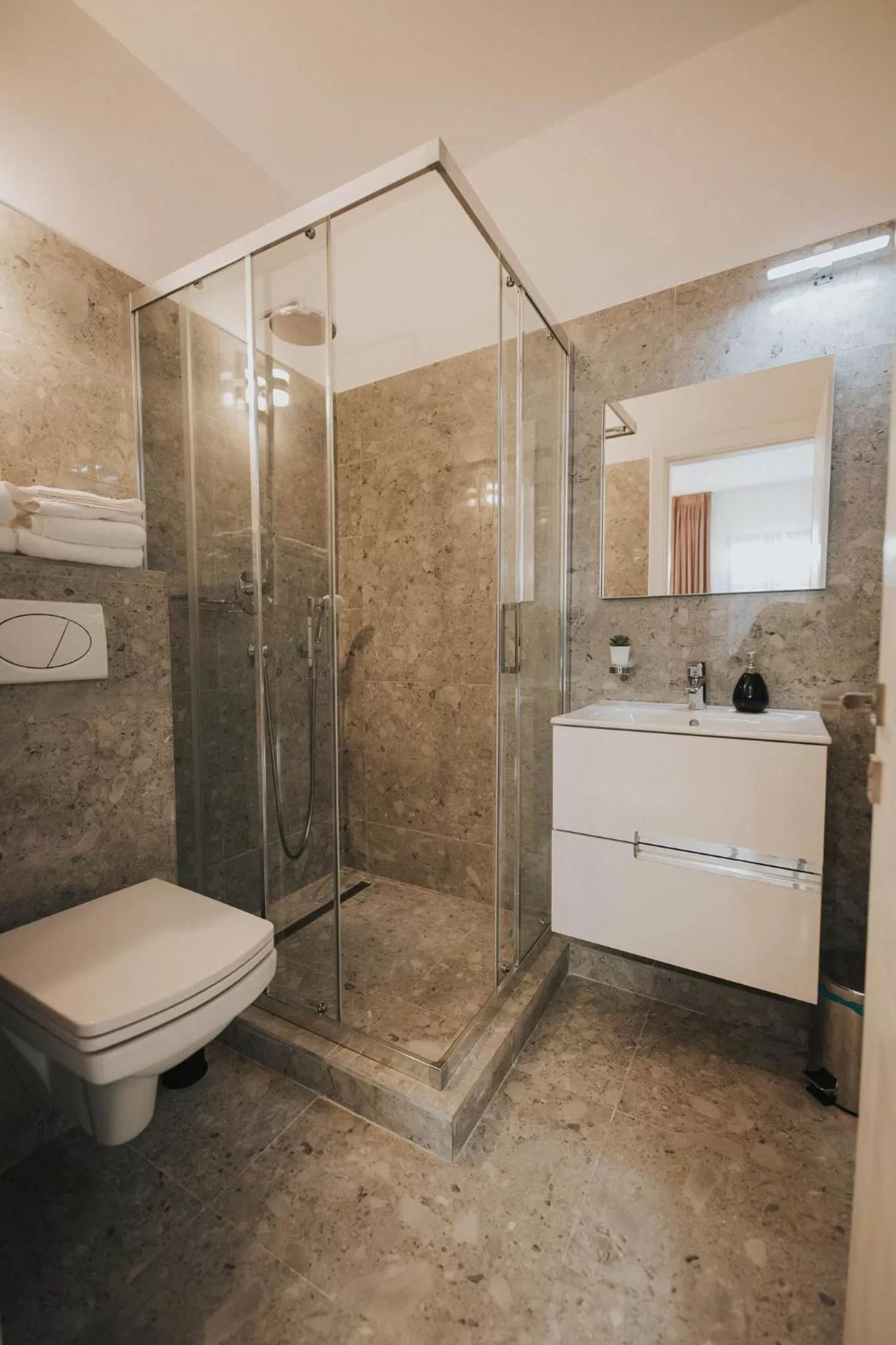 Bathroom in Hotel Marabella