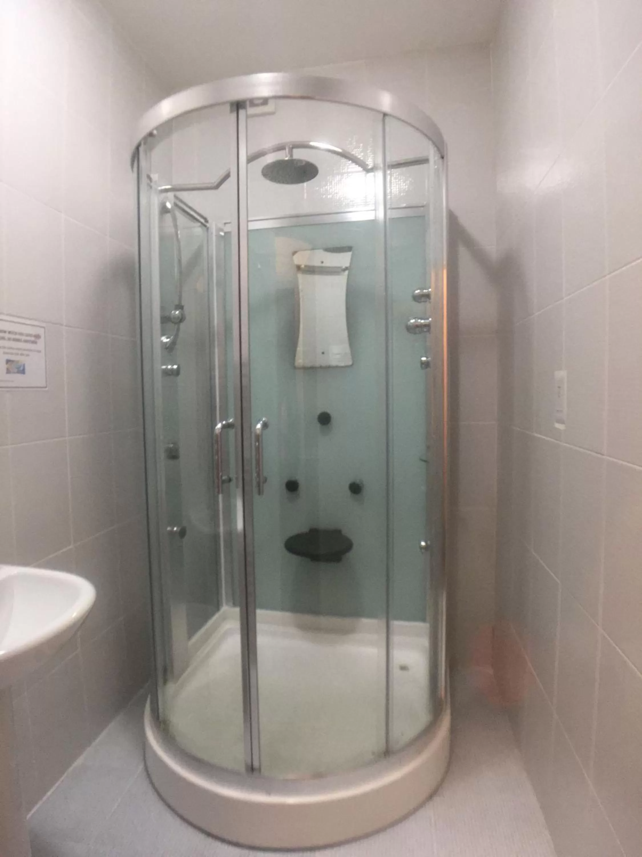 Shower in OutRam 26