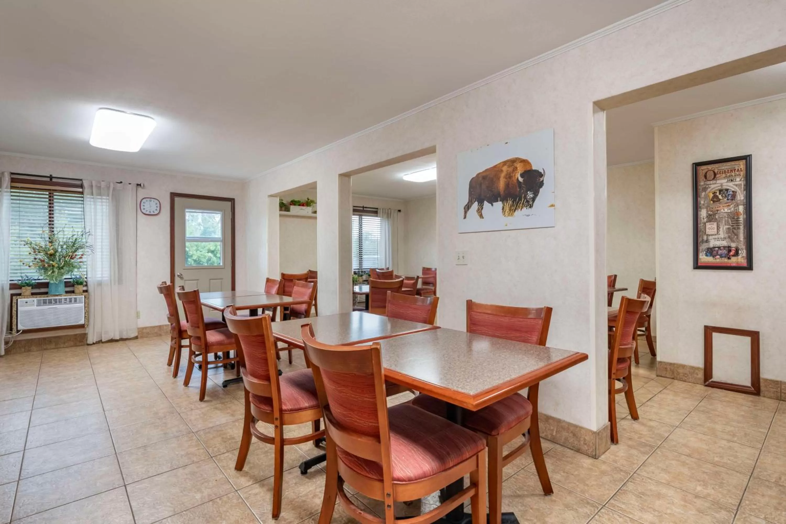 Breakfast in SureStay Plus Hotel by Best Western Buffalo