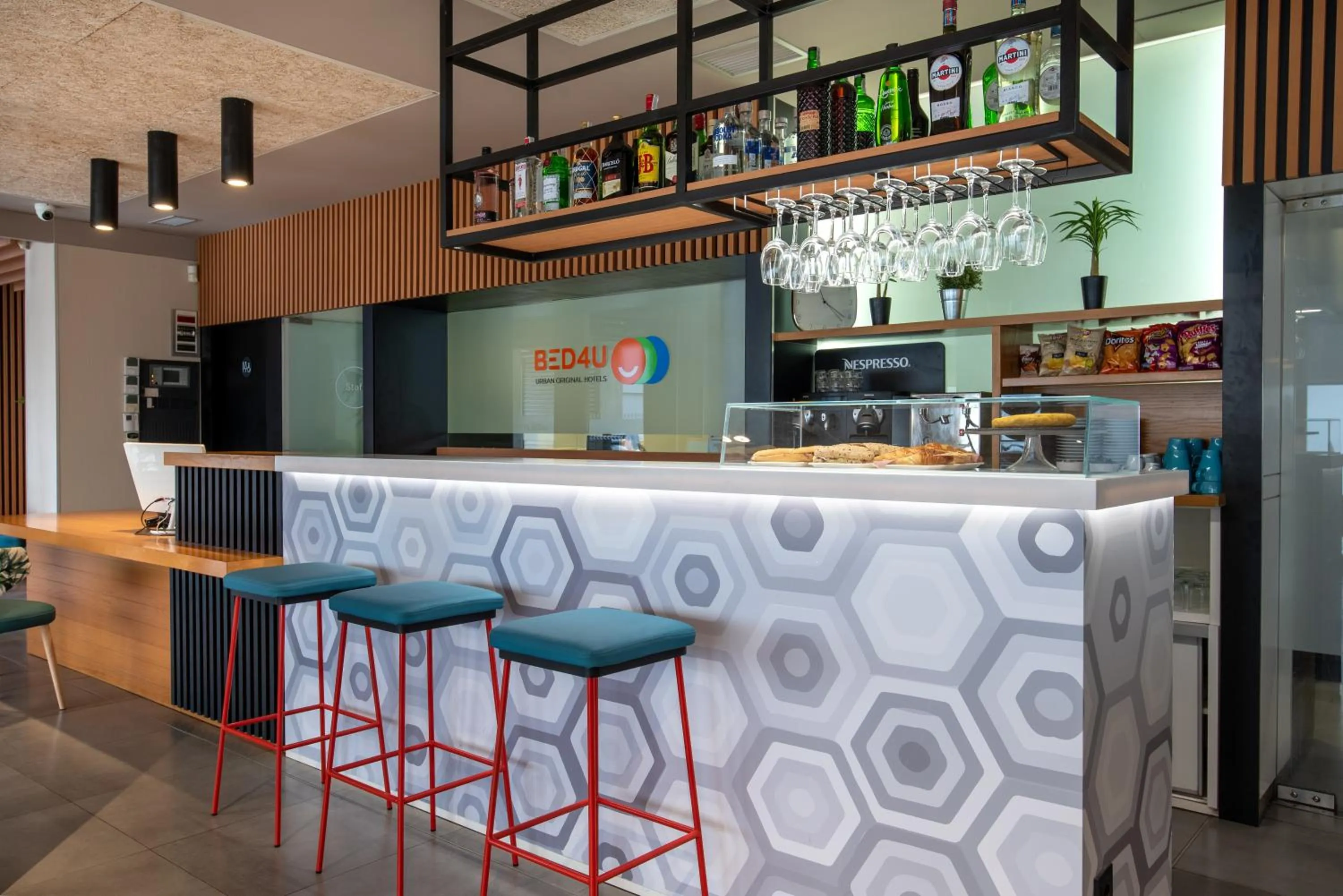 Lounge or bar in Hotel Bed4U Pamplona