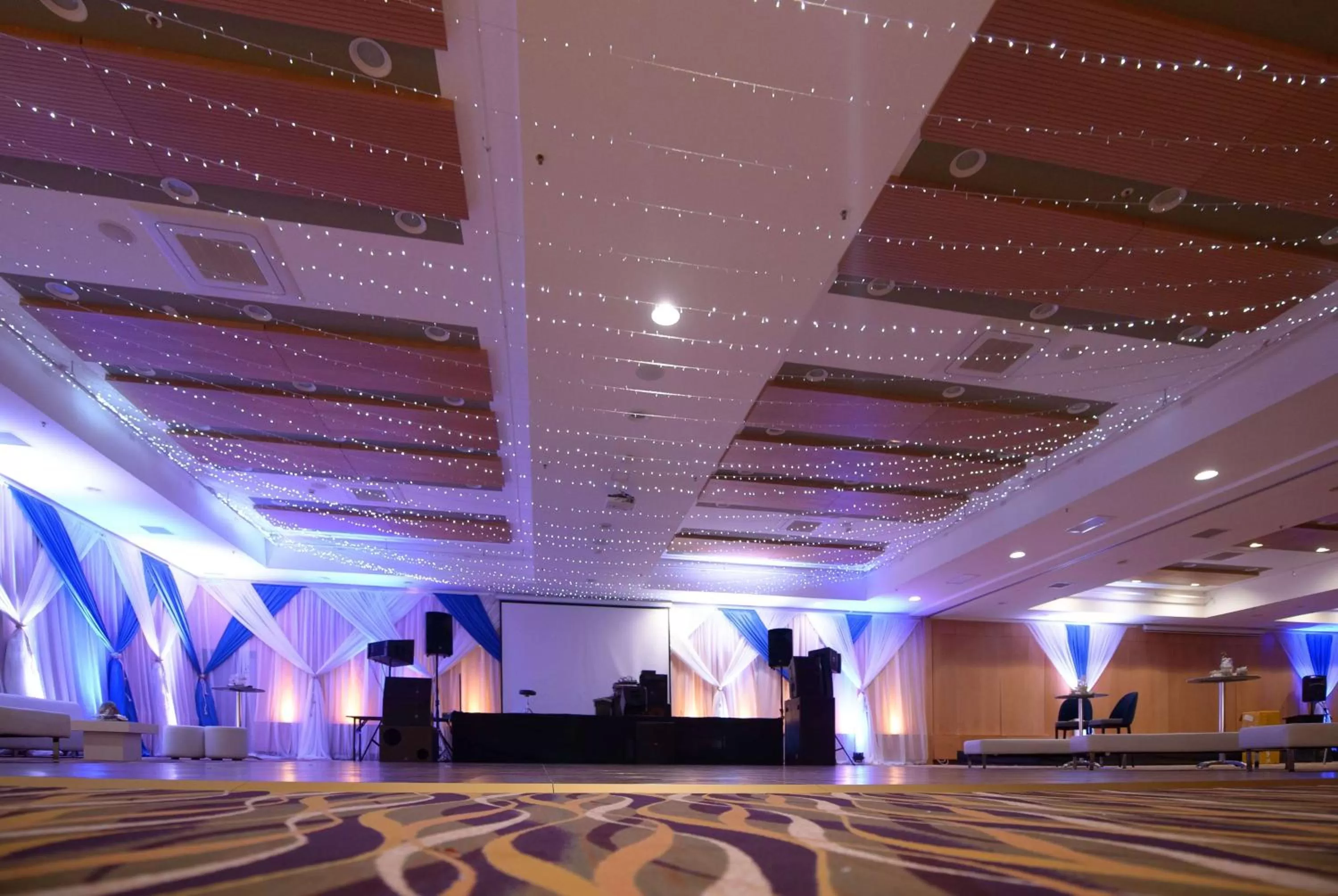 On site in Wyndham Manta Sail Plaza Hotel and Convention Center