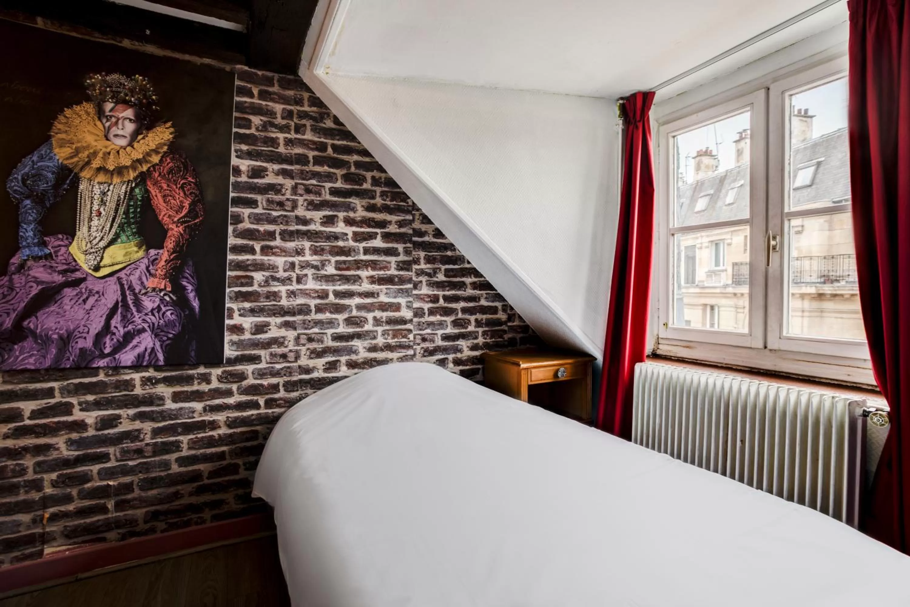 Other, Bed in Absolute Hotel Paris République