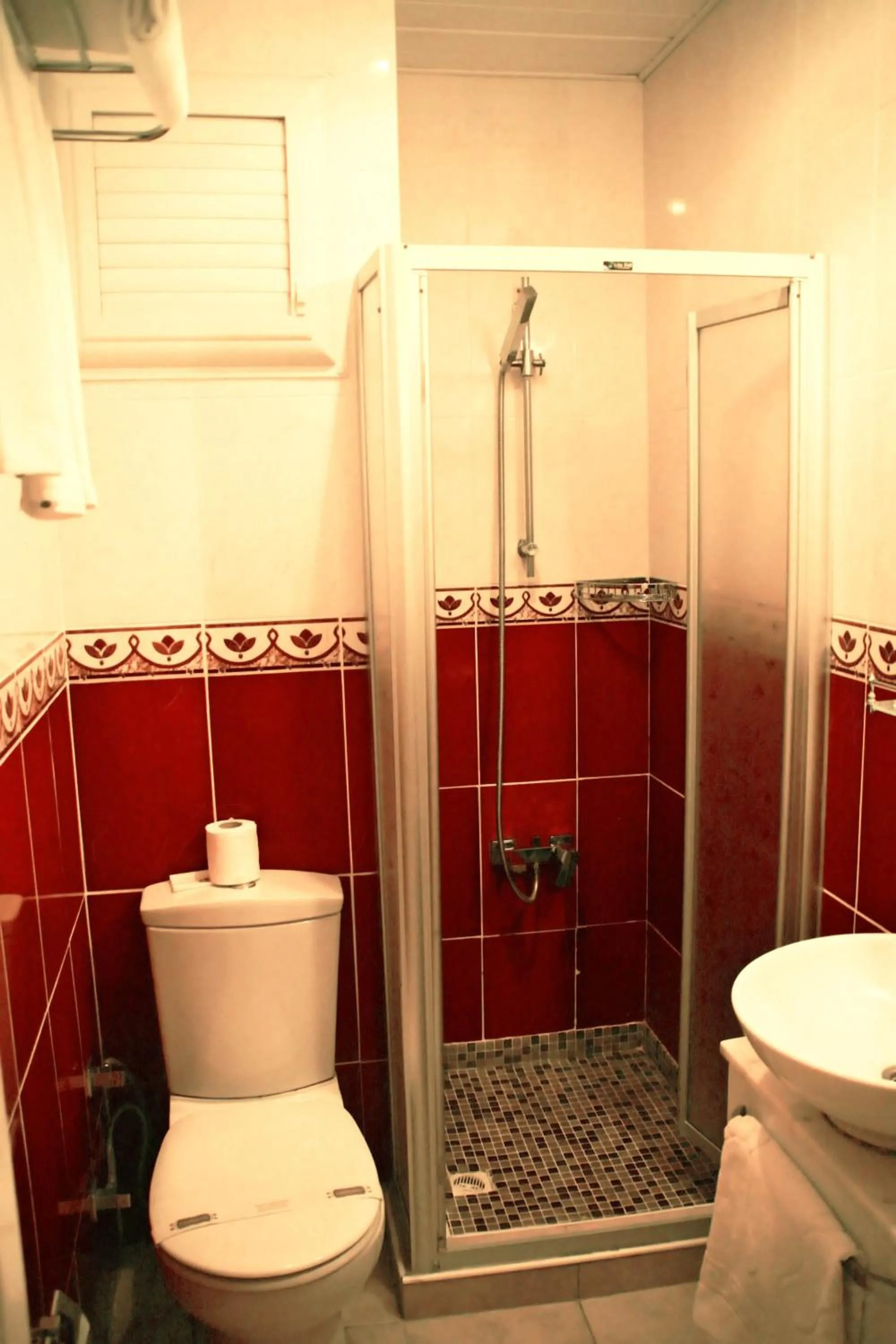 Bathroom in Divas Hotel