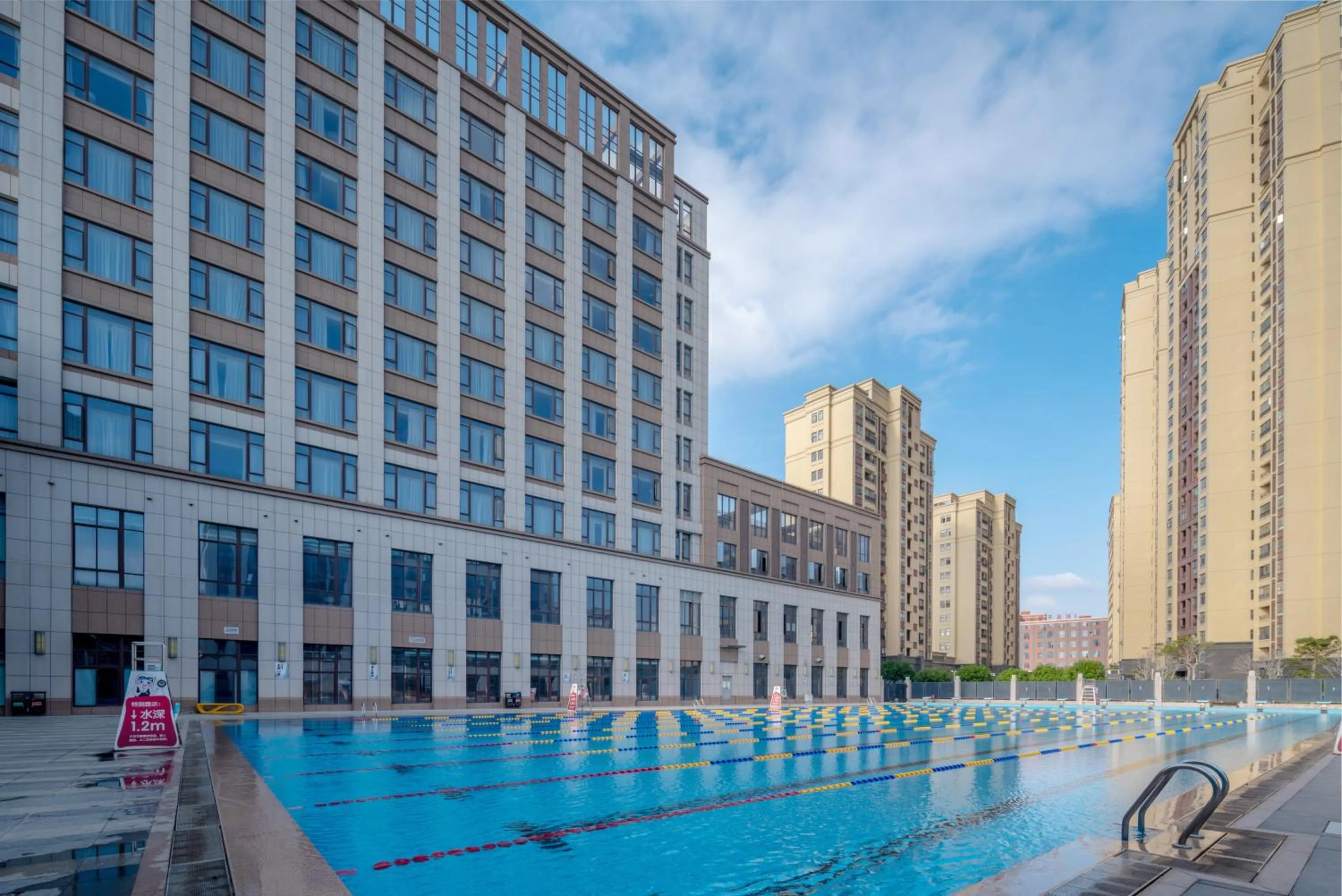Swimming pool in Holiday Inn Express Jinjiang Anhai by IHG