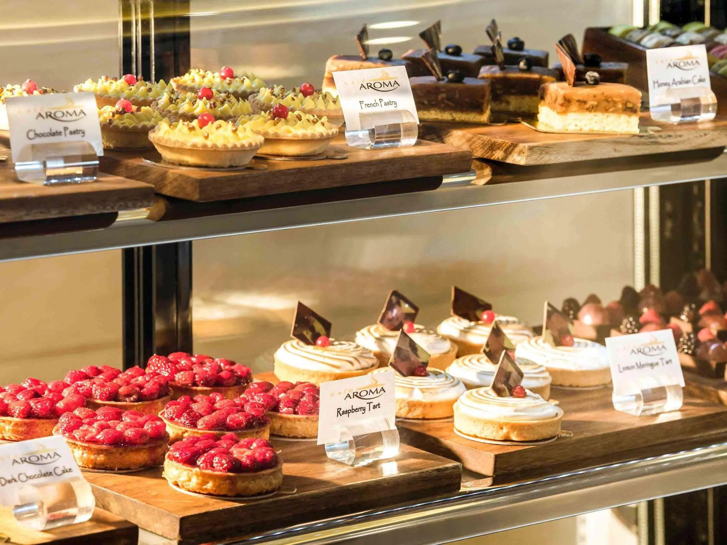 Restaurant/places to eat in Ibis Abu Dhabi Gate