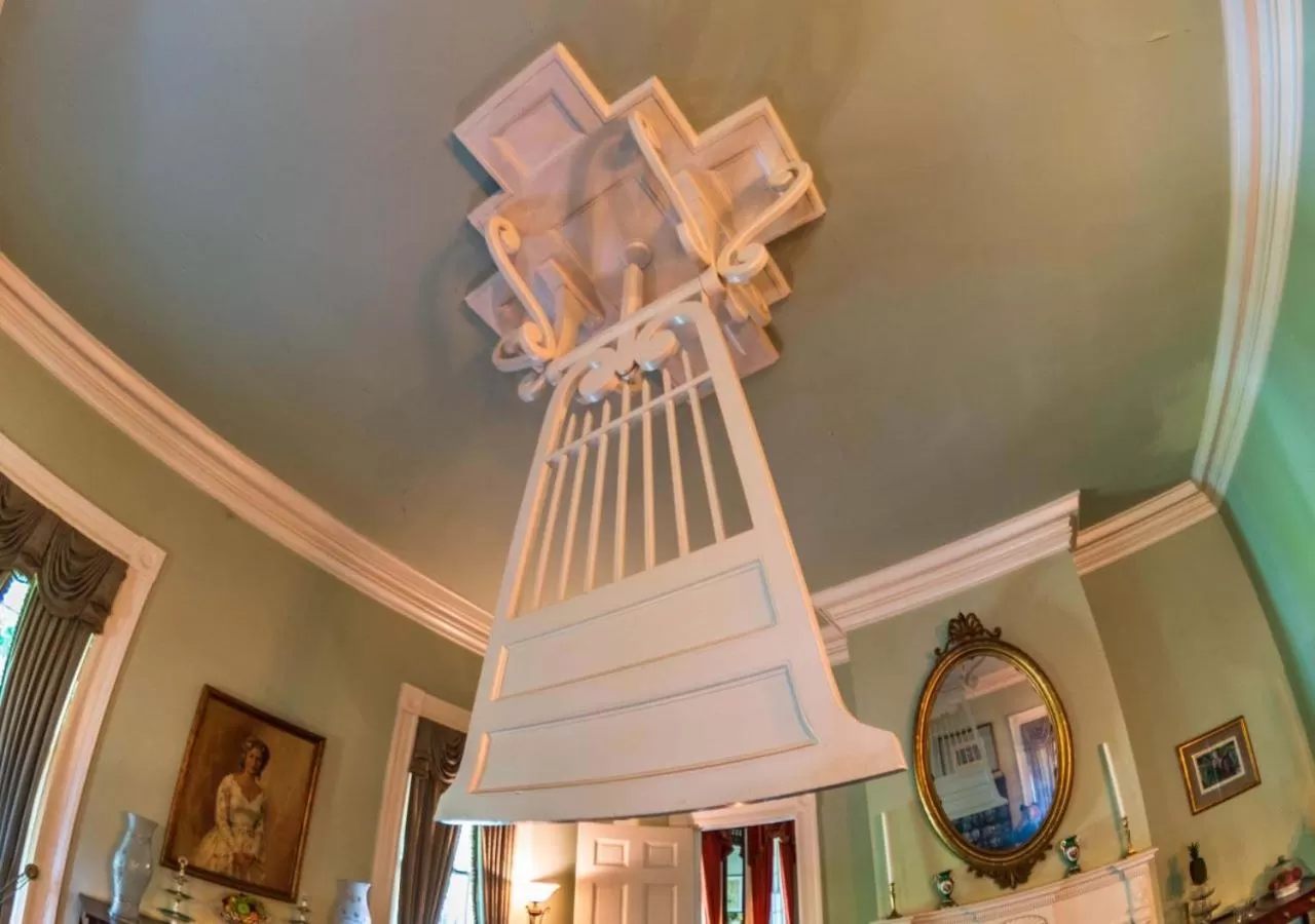 Dining area in Linden - A Historic Bed and Breakfast