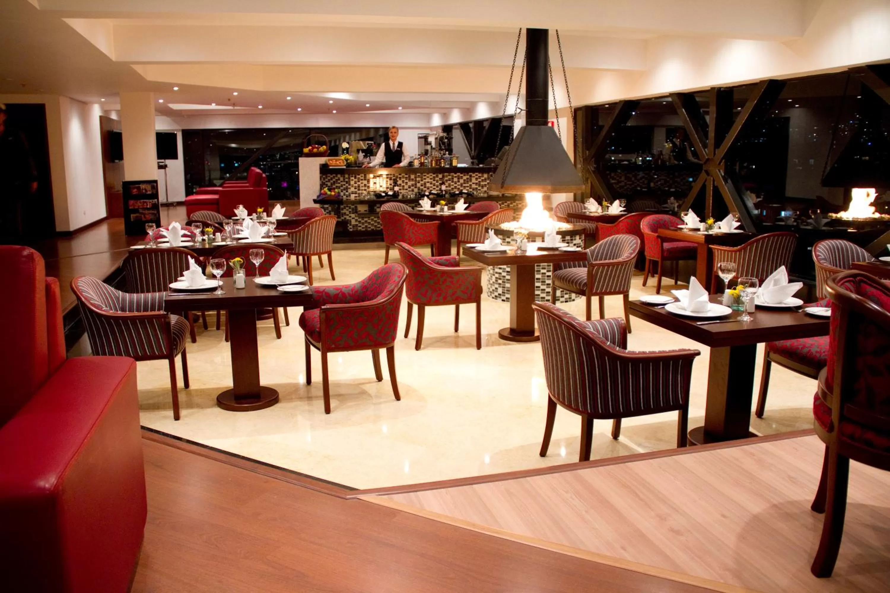 Restaurant/places to eat in Radisson Bogota Metrotel