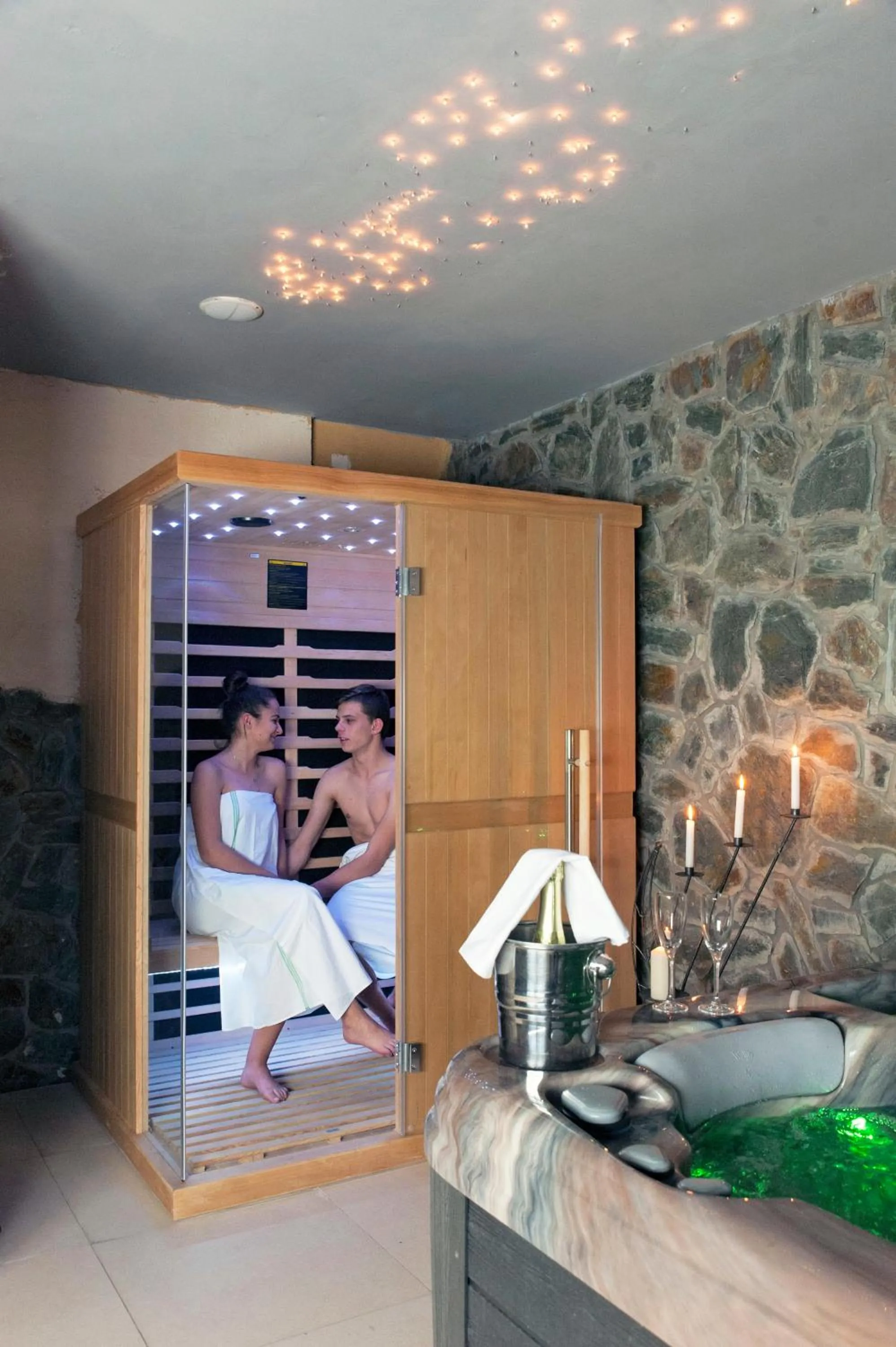 Sauna in Dixon Resort