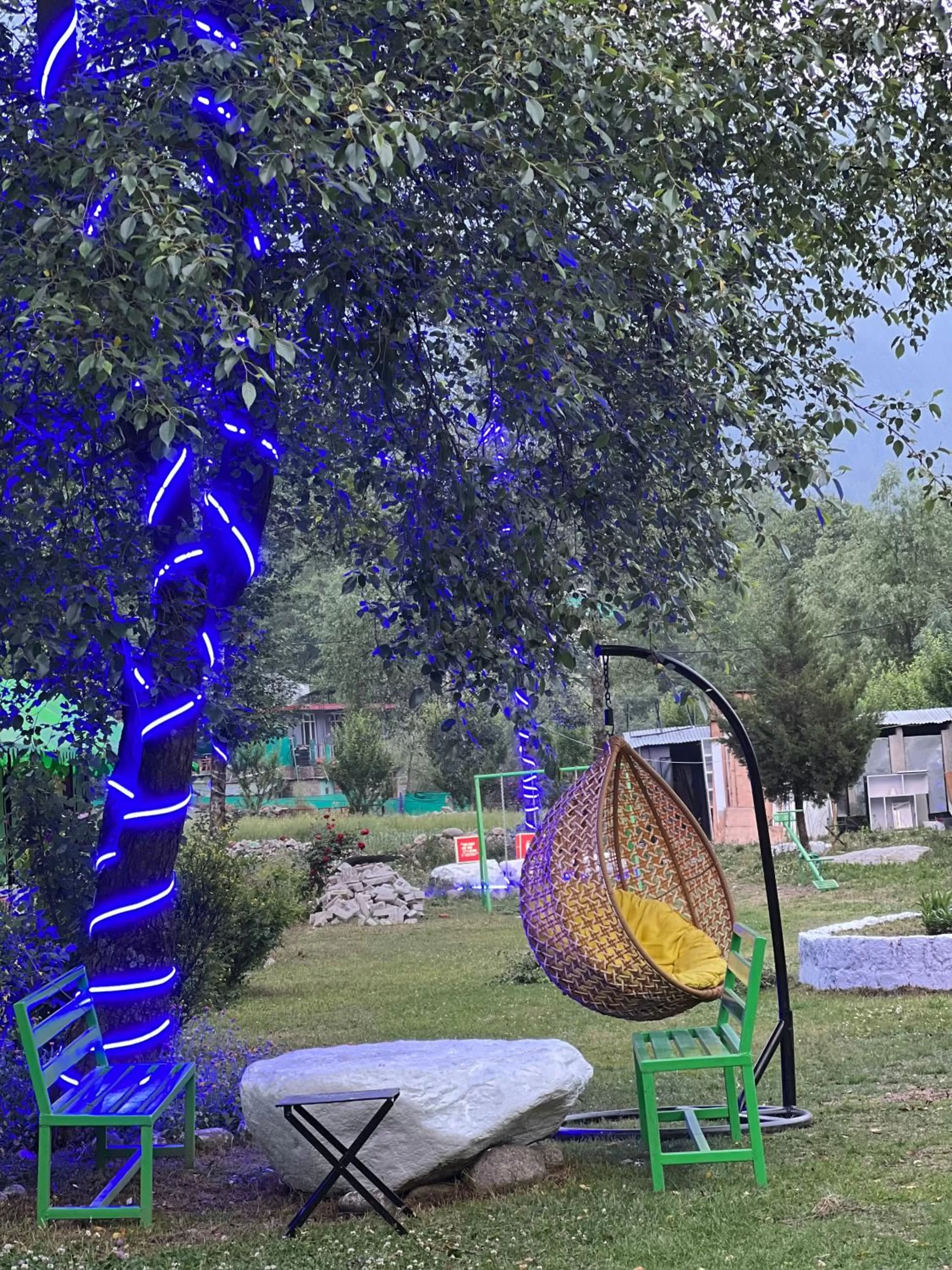 Himalayan Riverside Resort, Manali