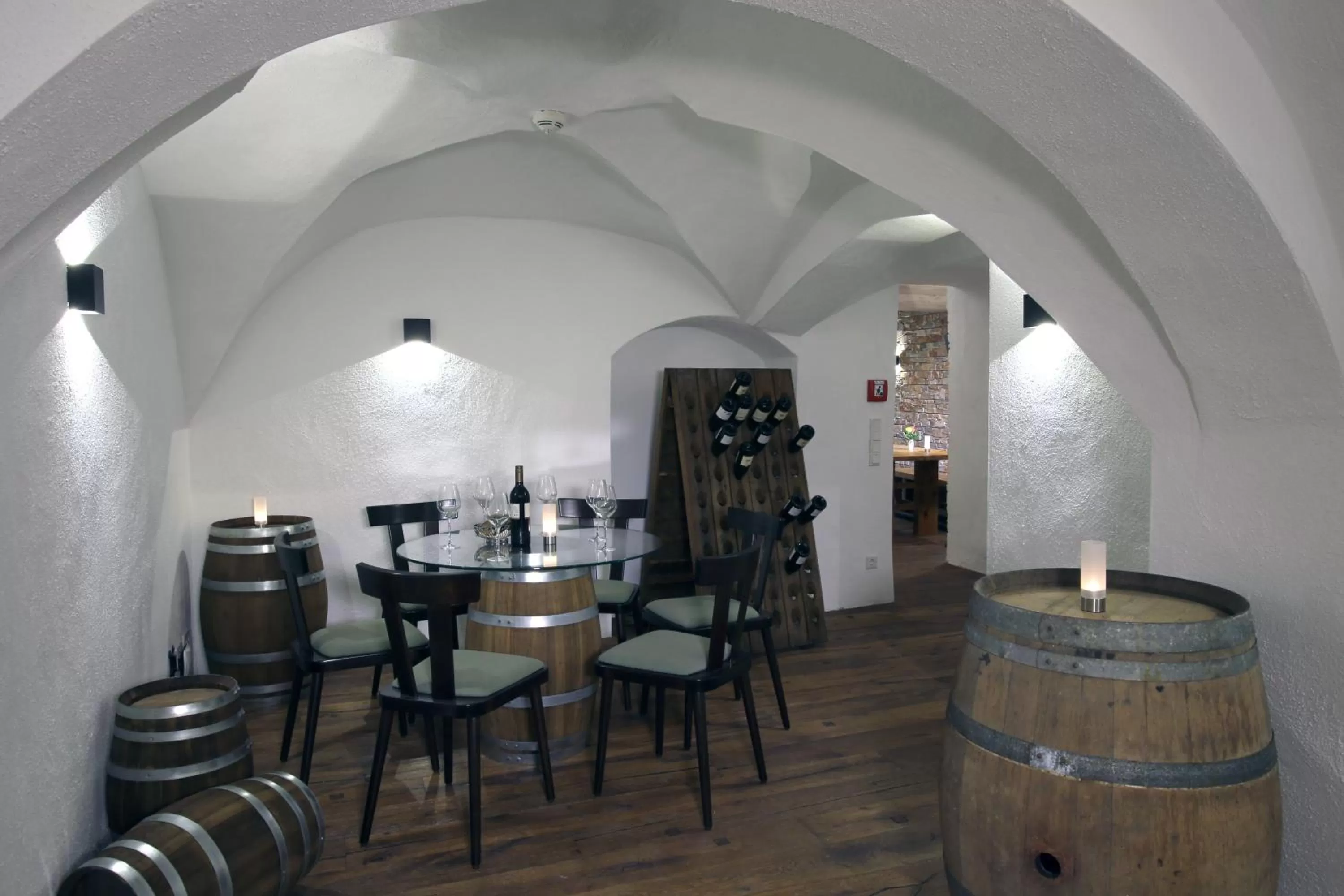 Restaurant/places to eat in Hotel Am Fischmarkt