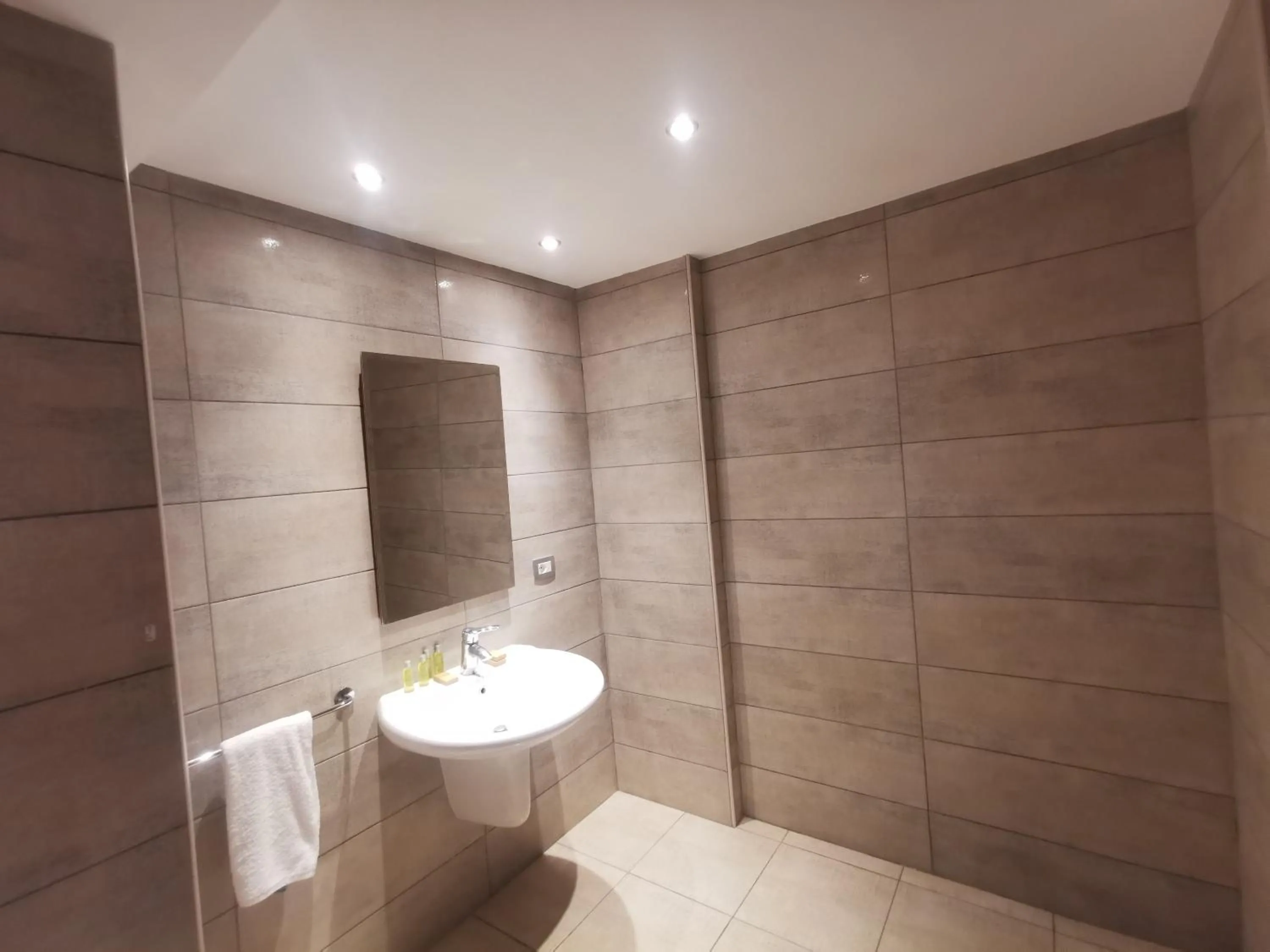 Bathroom in Green Plaza Inn '''Business &Families Only'''