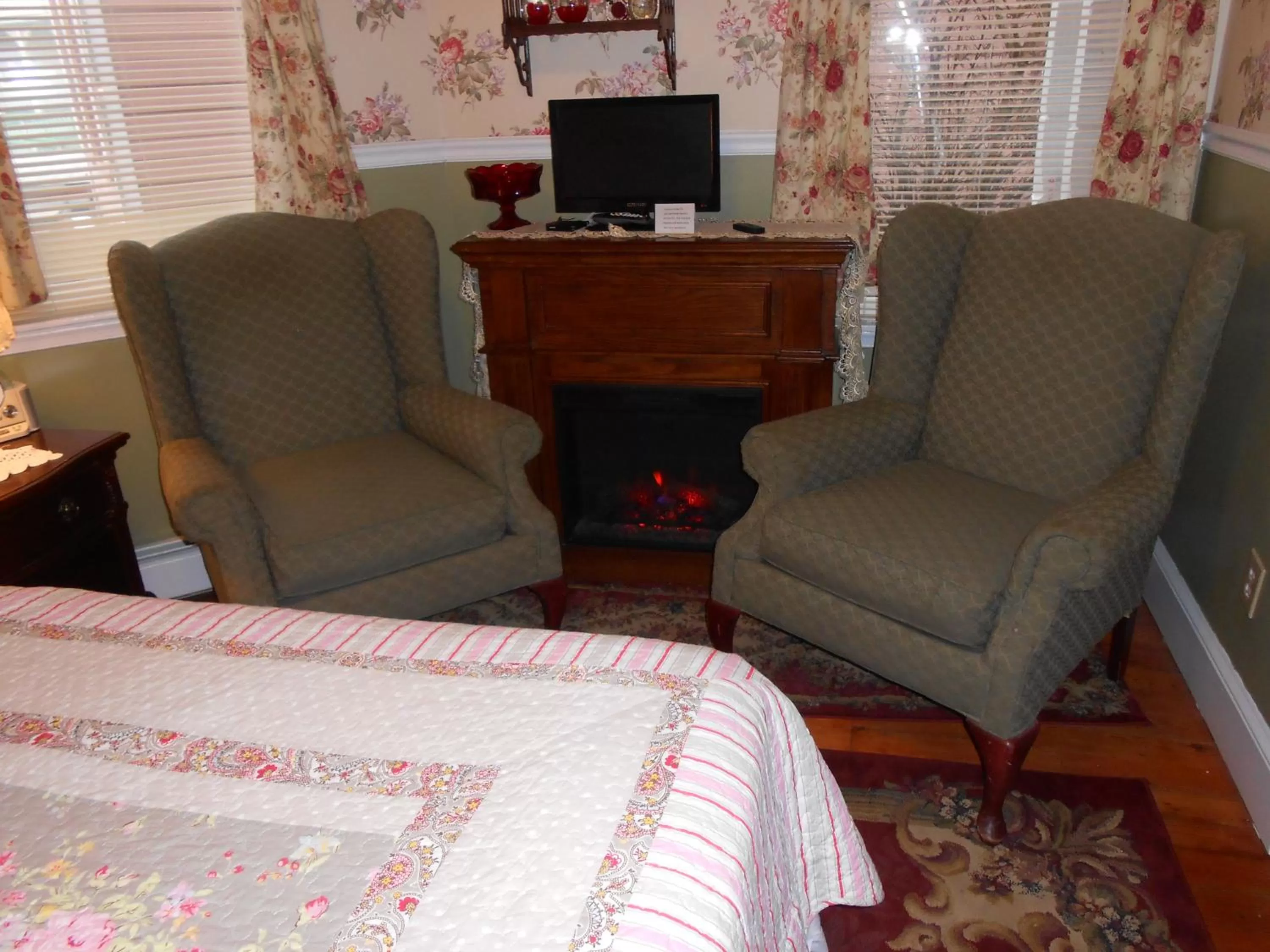 Decorative detail in Angel of the Sea Bed and Breakfast