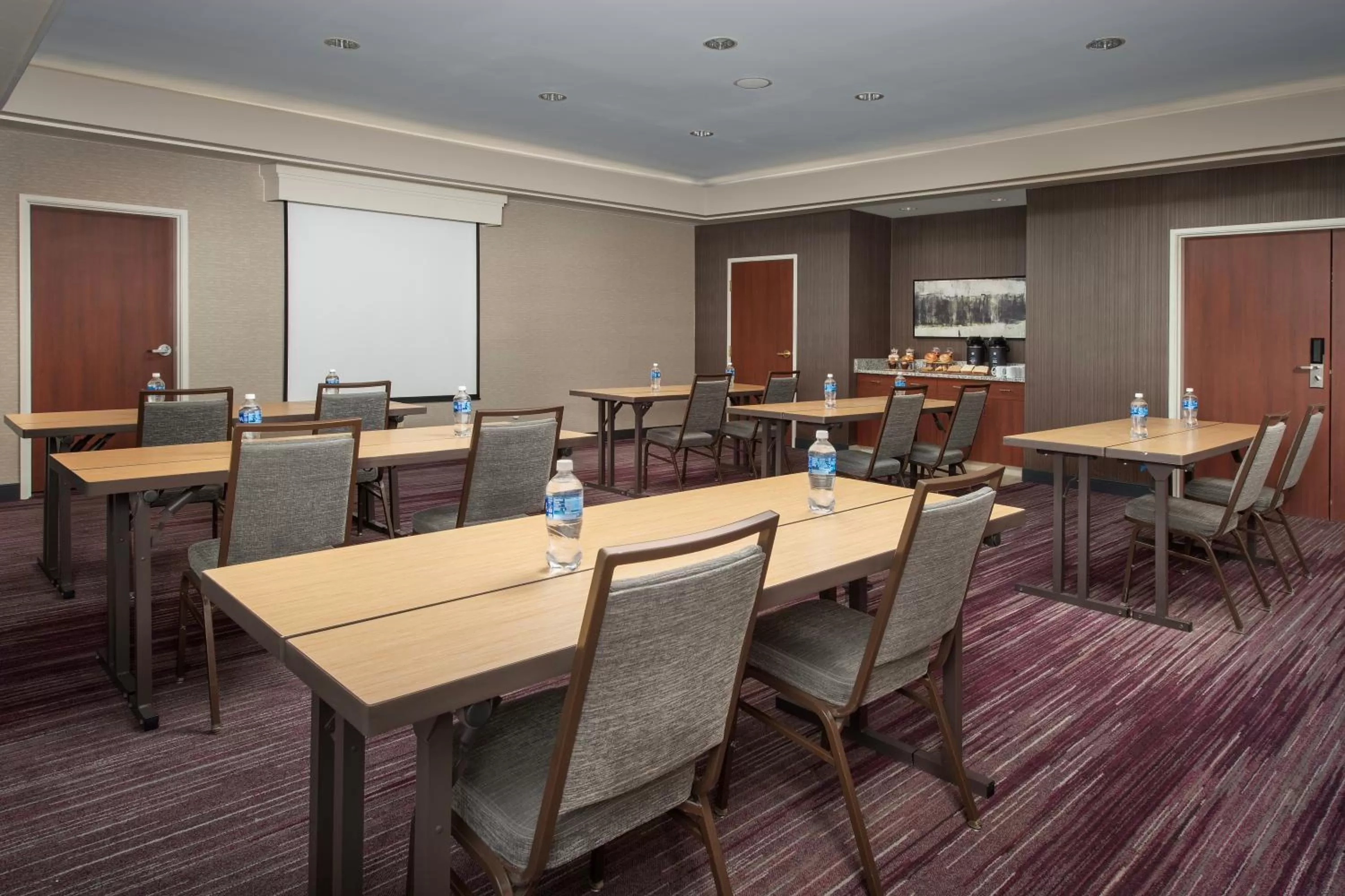 Meeting/conference room in Courtyard by Marriott Dayton Beavercreek