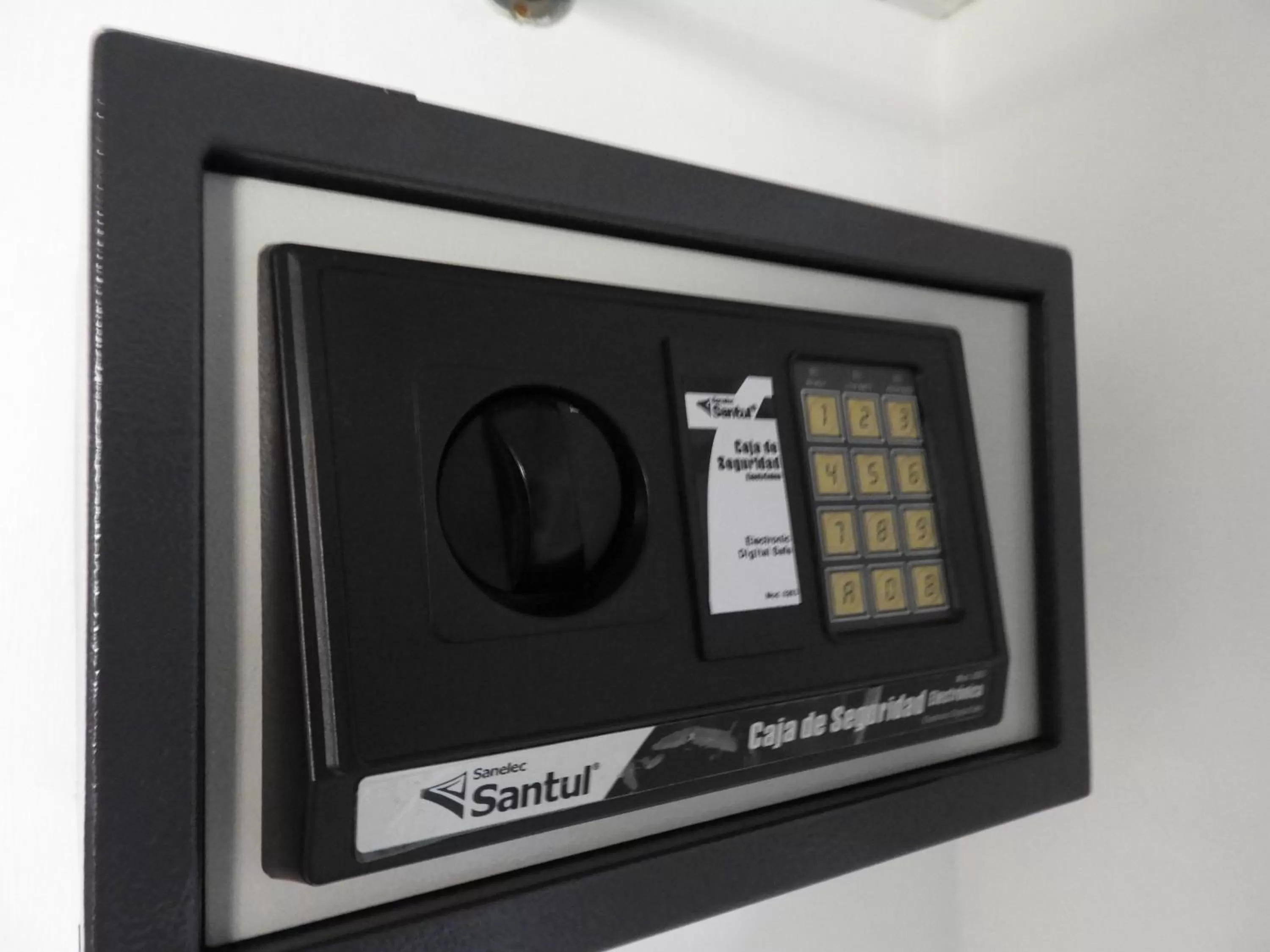 safe in Villa Bonita Les Terrasses