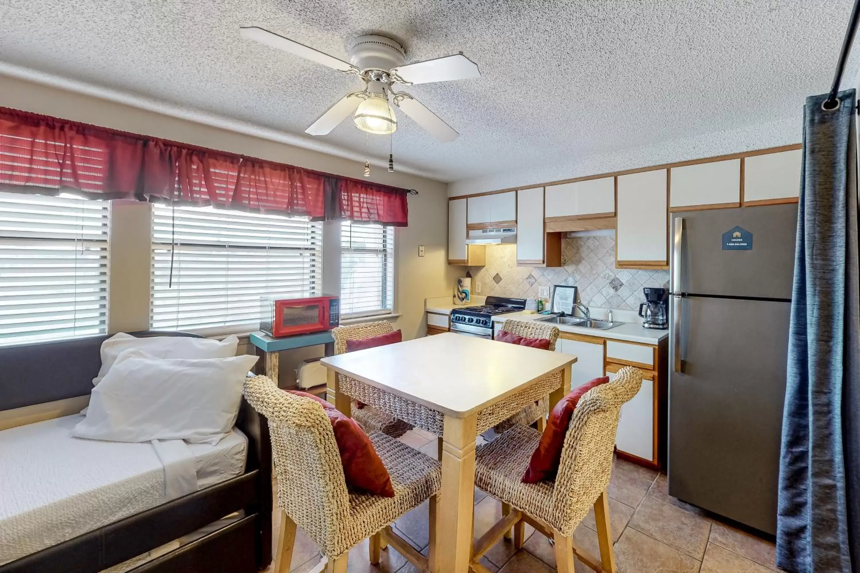 Studio in The Inn at St. Thomas Square # 1205B Studio in The Inn at St. Thomas Square # 1205B