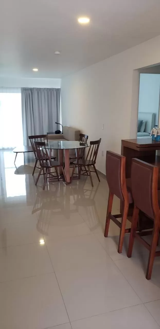 Dining area in Container Inn Hotel Aeropuerto