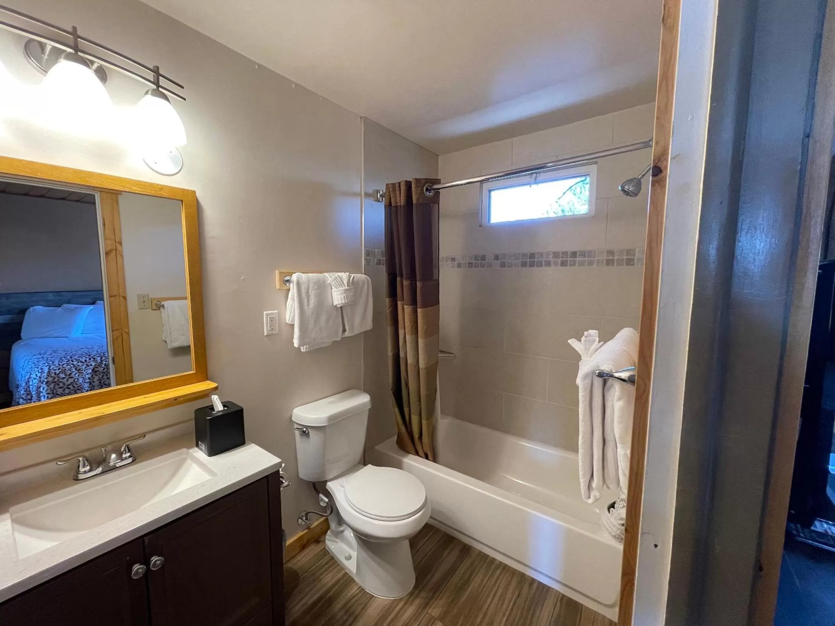 Bathroom in Estes Mountain Inn