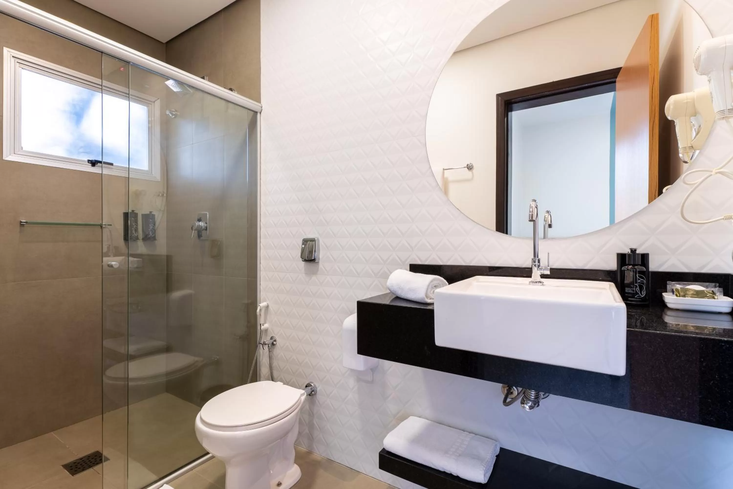 Bathroom in Ucayali Hotel