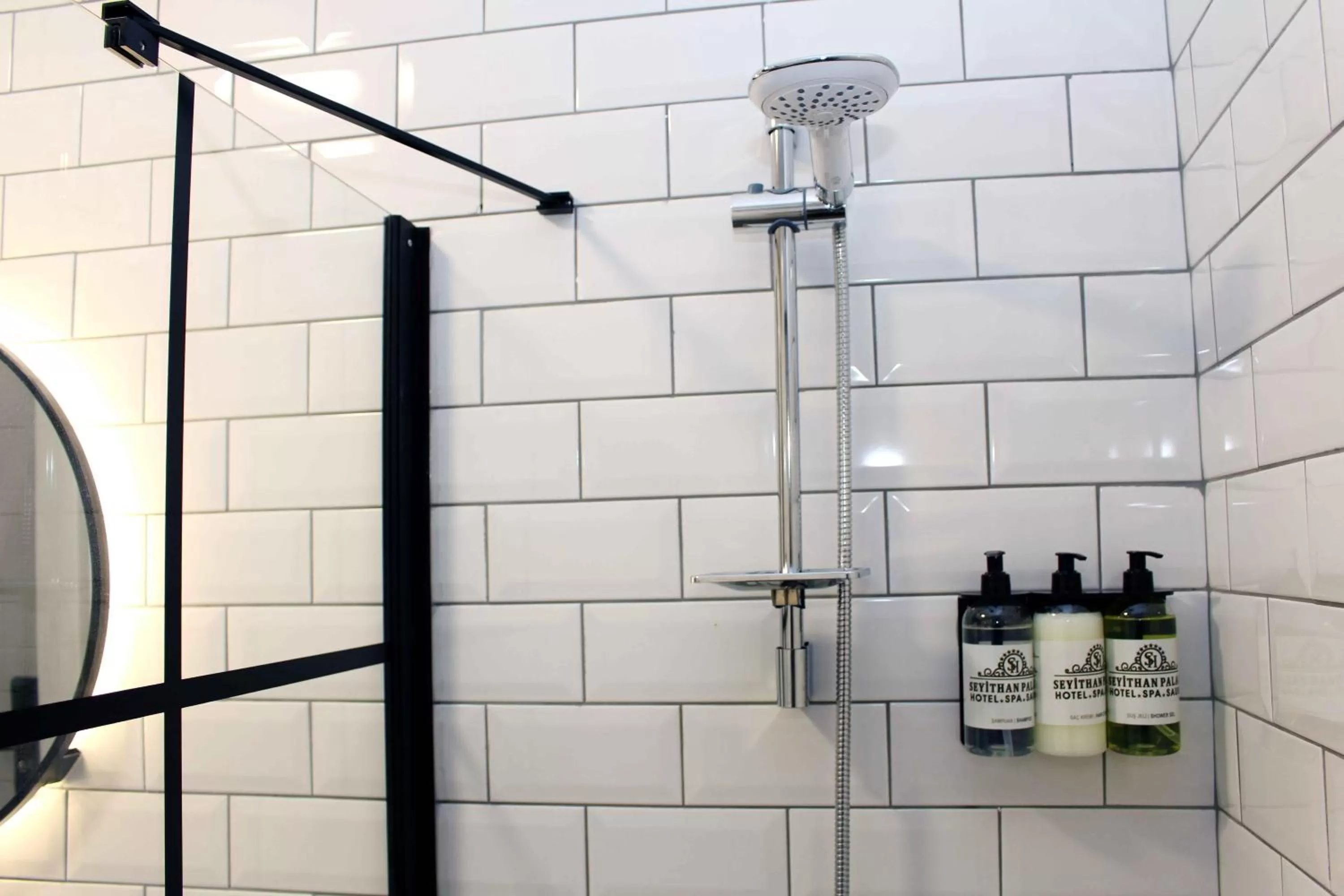 Bathroom in Seyithan Palace Spa Hotel