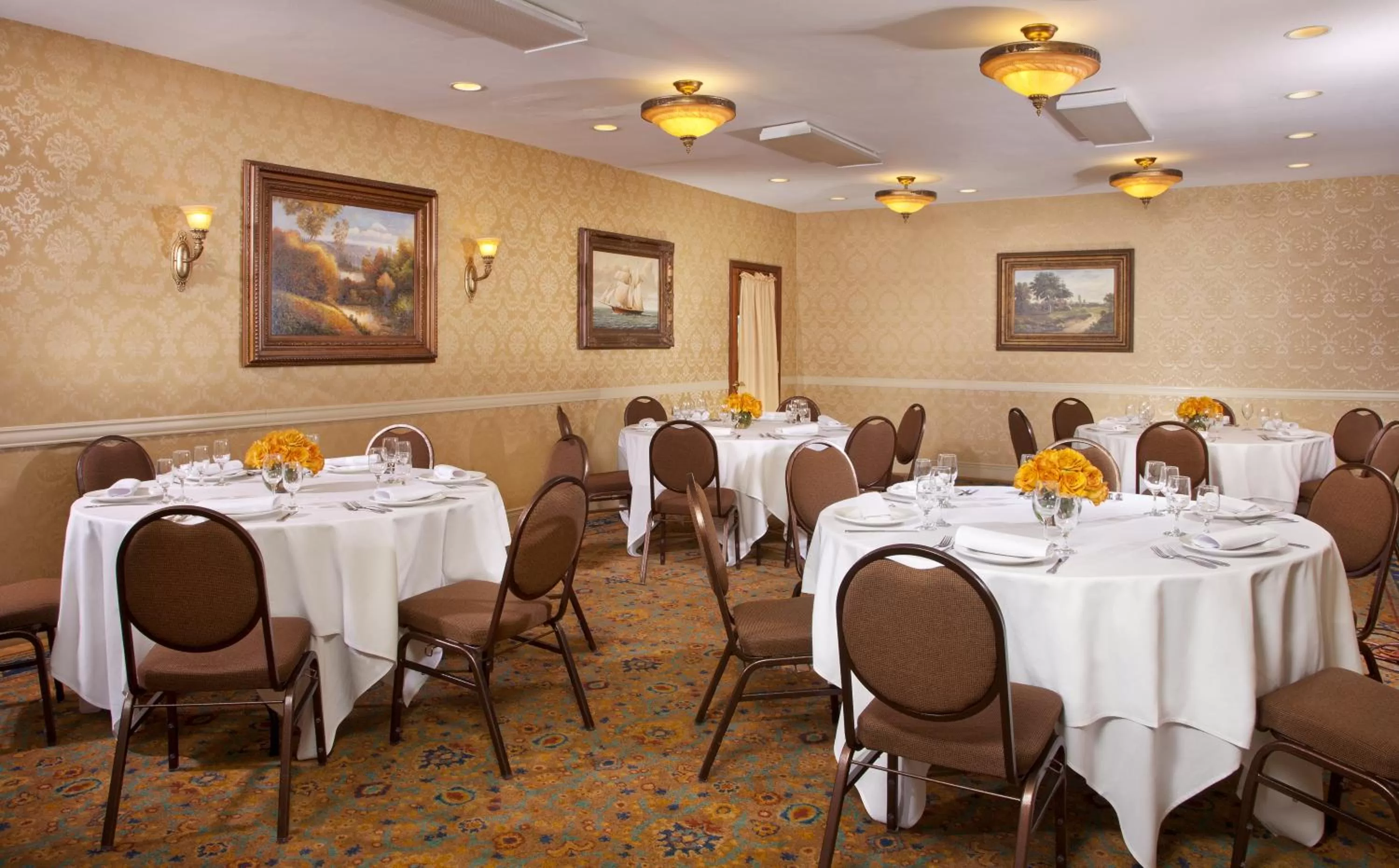 Business facilities in ALO Hotel by Ayres, Orange