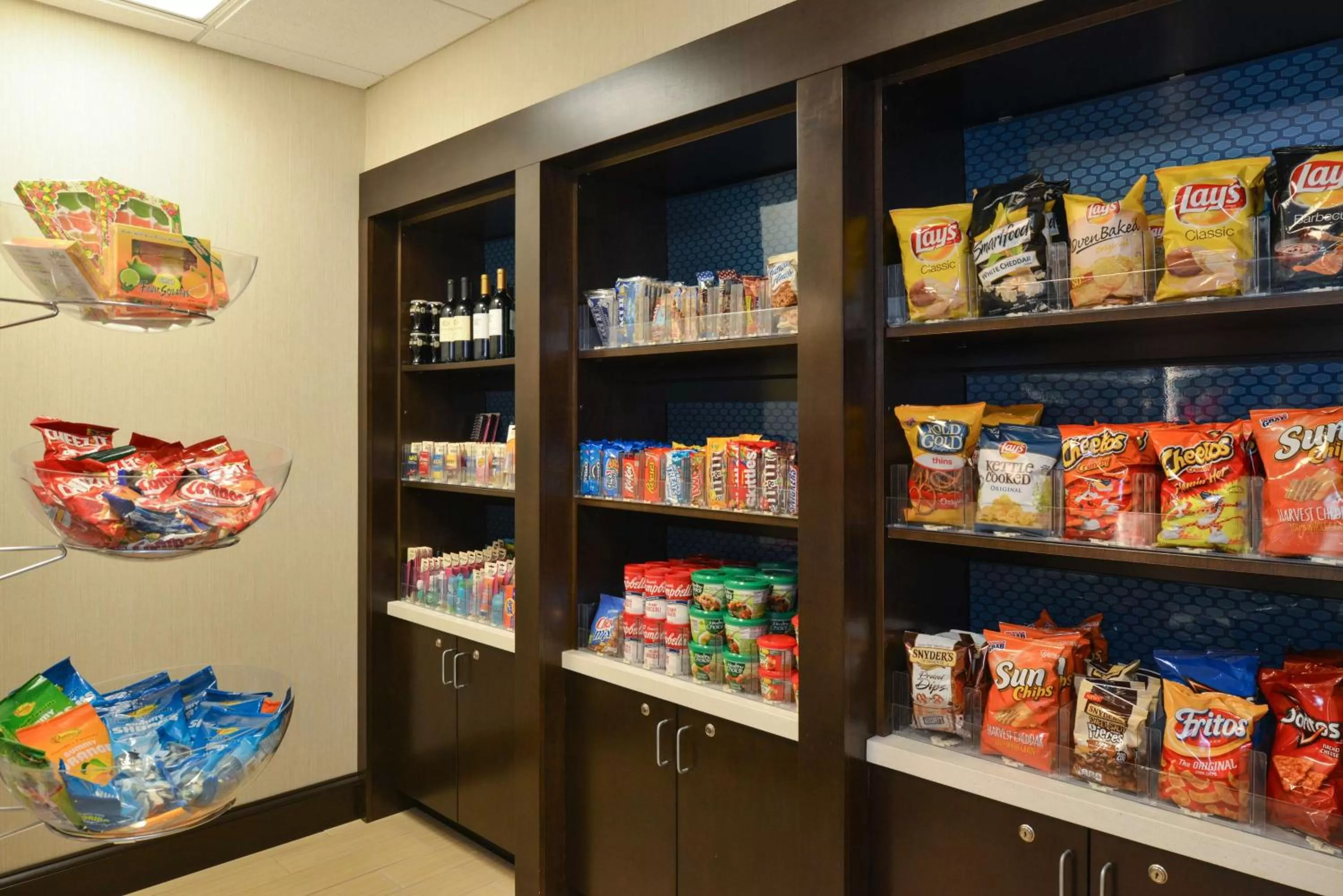 Dining area in Hampton Inn & Suites - Ocala