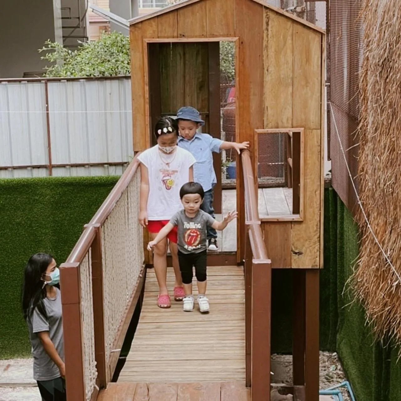 Activities in Crystal Jade Hotel