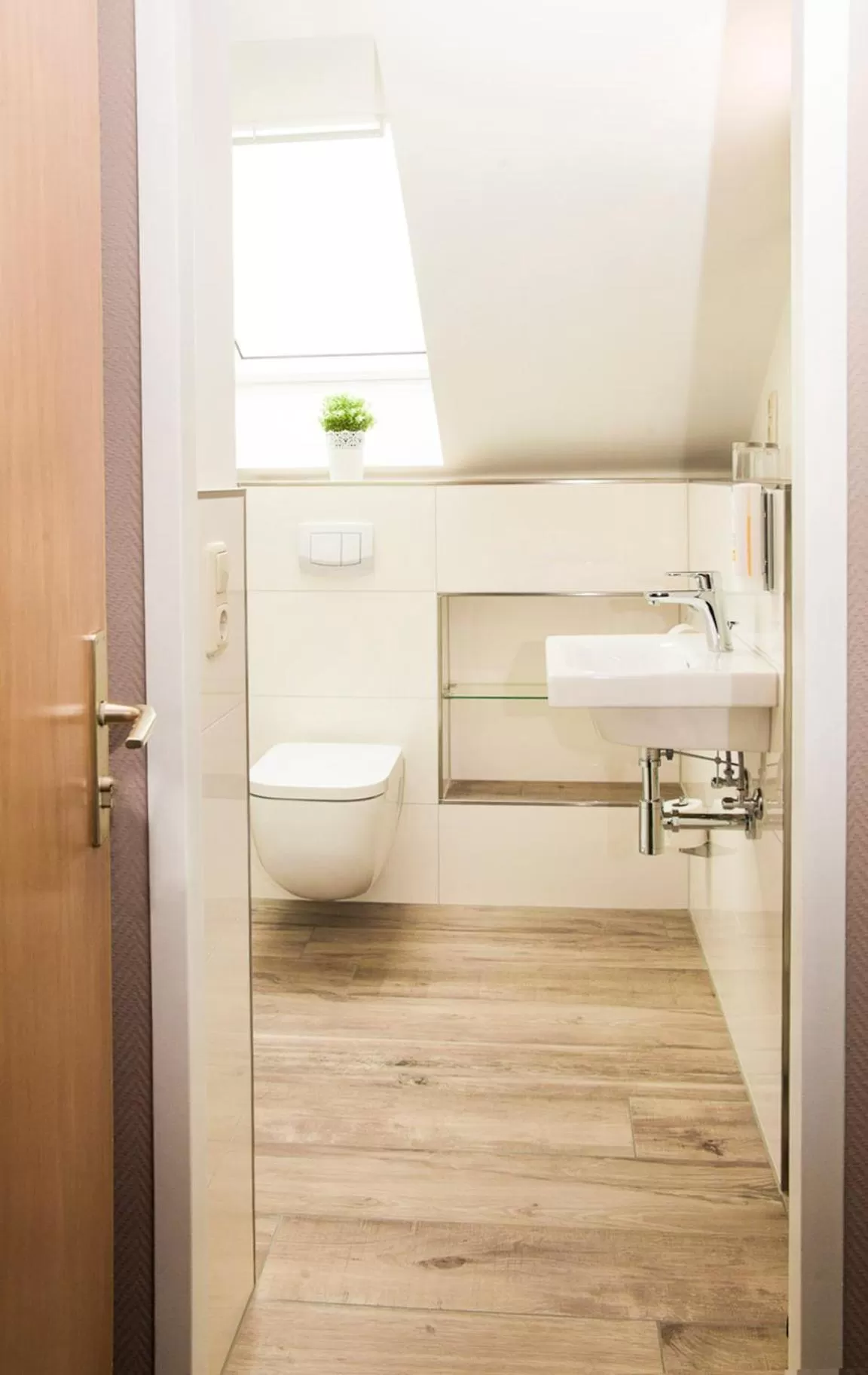 Bathroom in Gasthof Scharfe Kurve